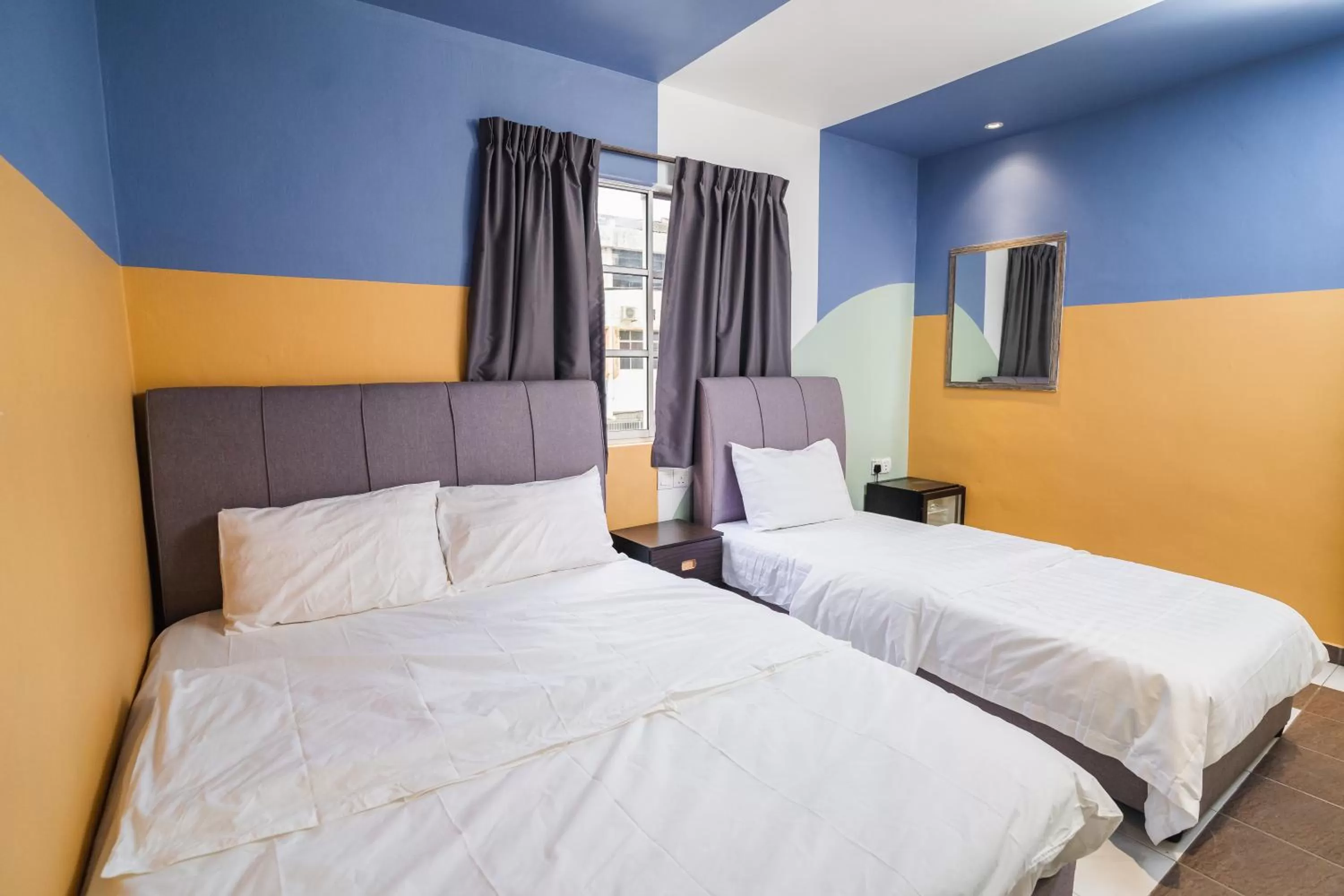 Bed in The Cave By Cactus Hotel Skudai