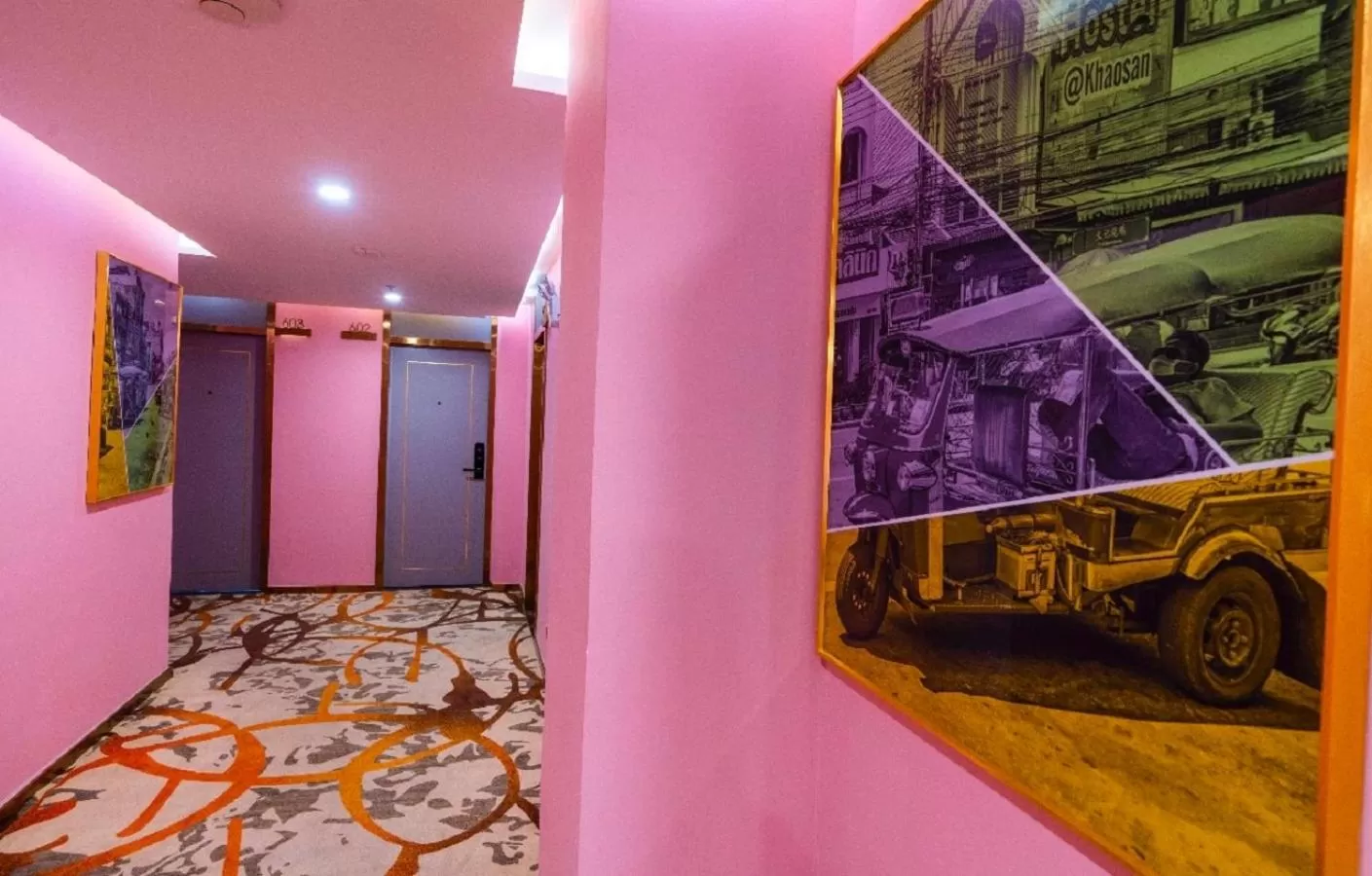 Property building in Sapphire Hotel Silom Bangkok