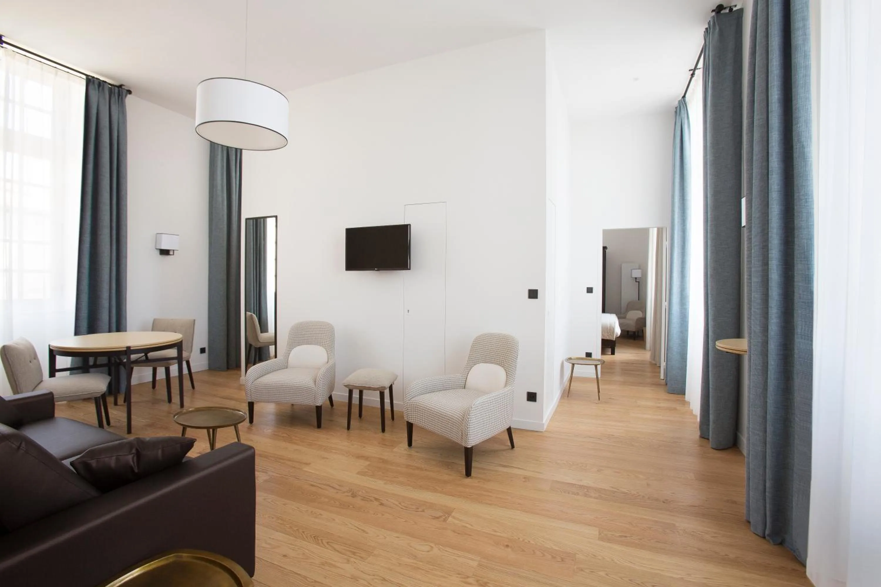 Living room in College des Doctrinaires, Hôtel, Résidence et SPA