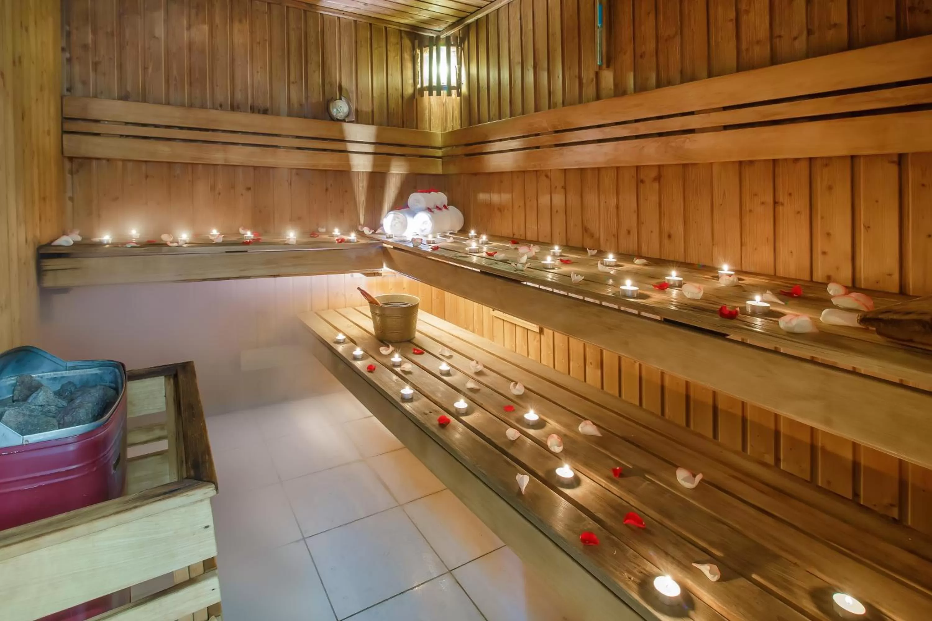 Sauna in Grand Excelsior Hotel Bur Dubai