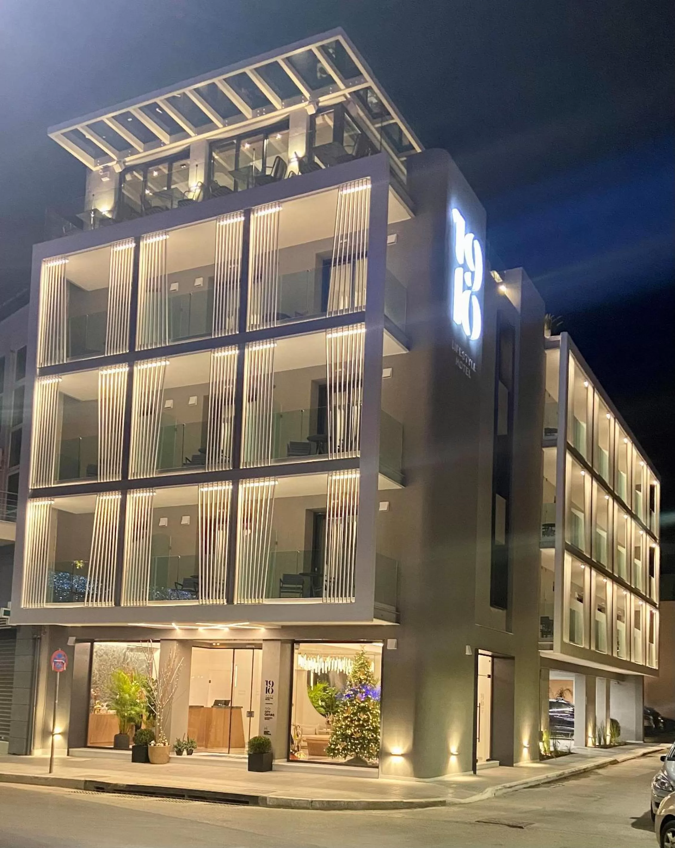 Property building in 1910 Lifestyle Hotel