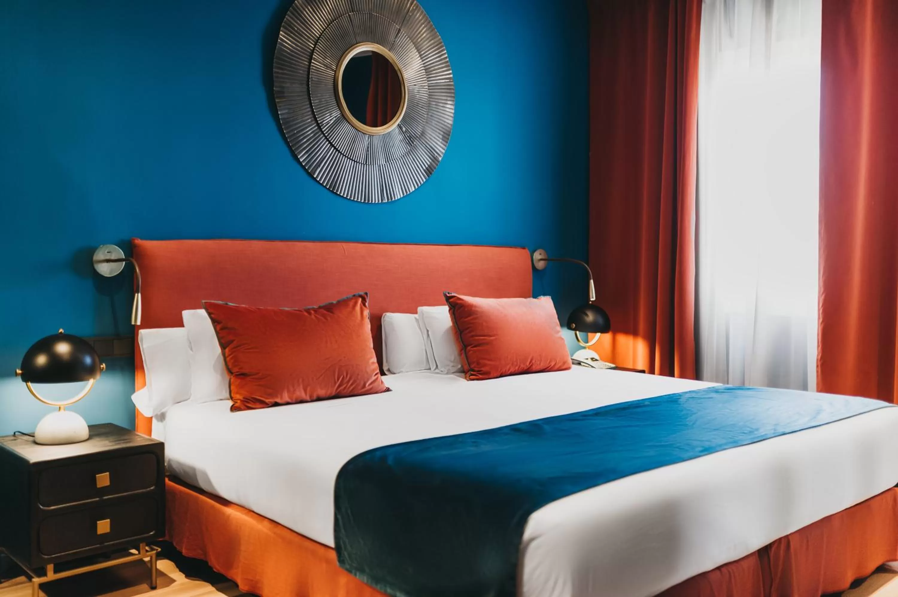 Photo of the whole room, Bed in Arenas Atiram Hotel