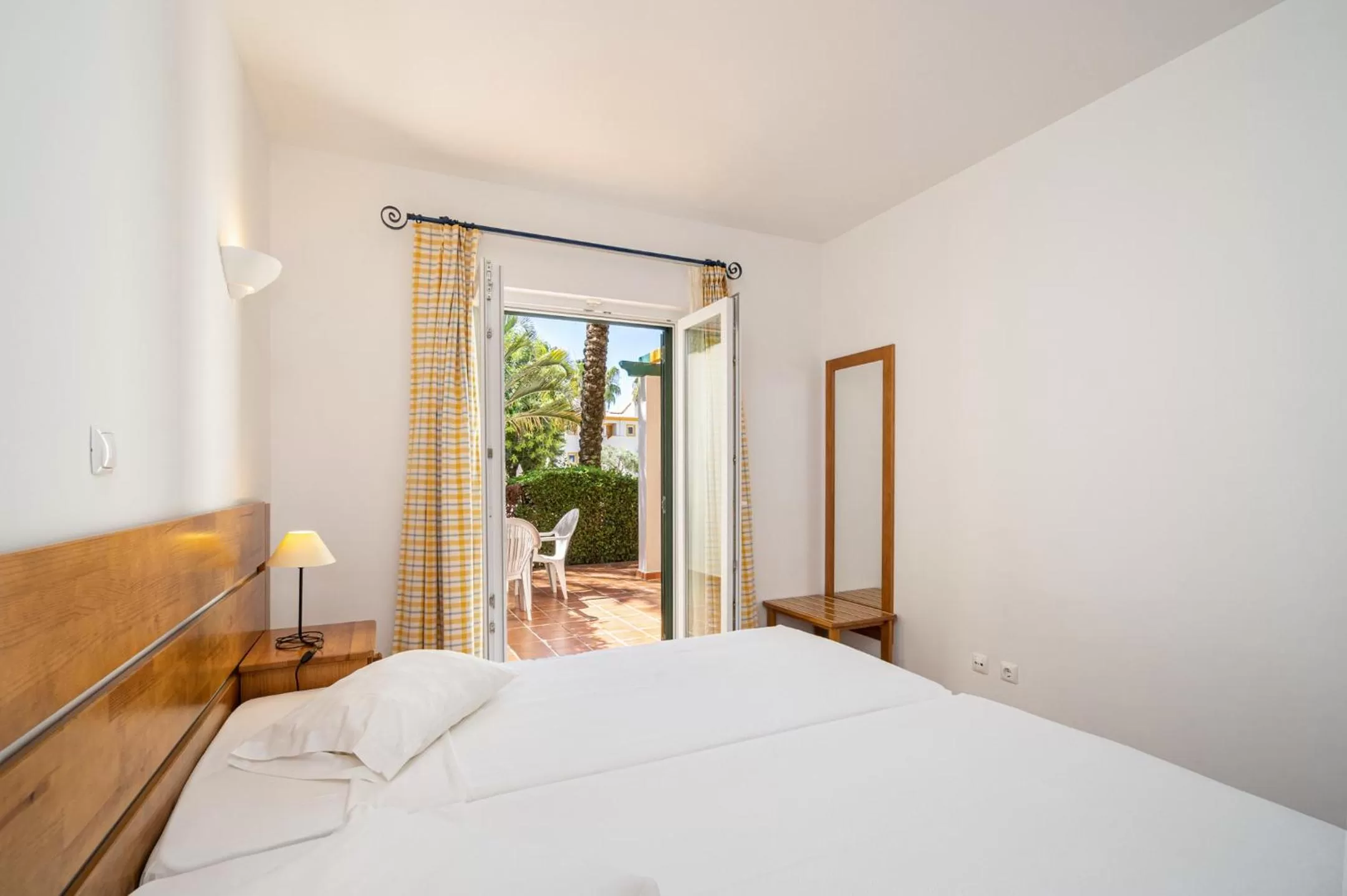 Bed in Quinta do Morgado - Apartamentos Turisticos Monte Da Eira