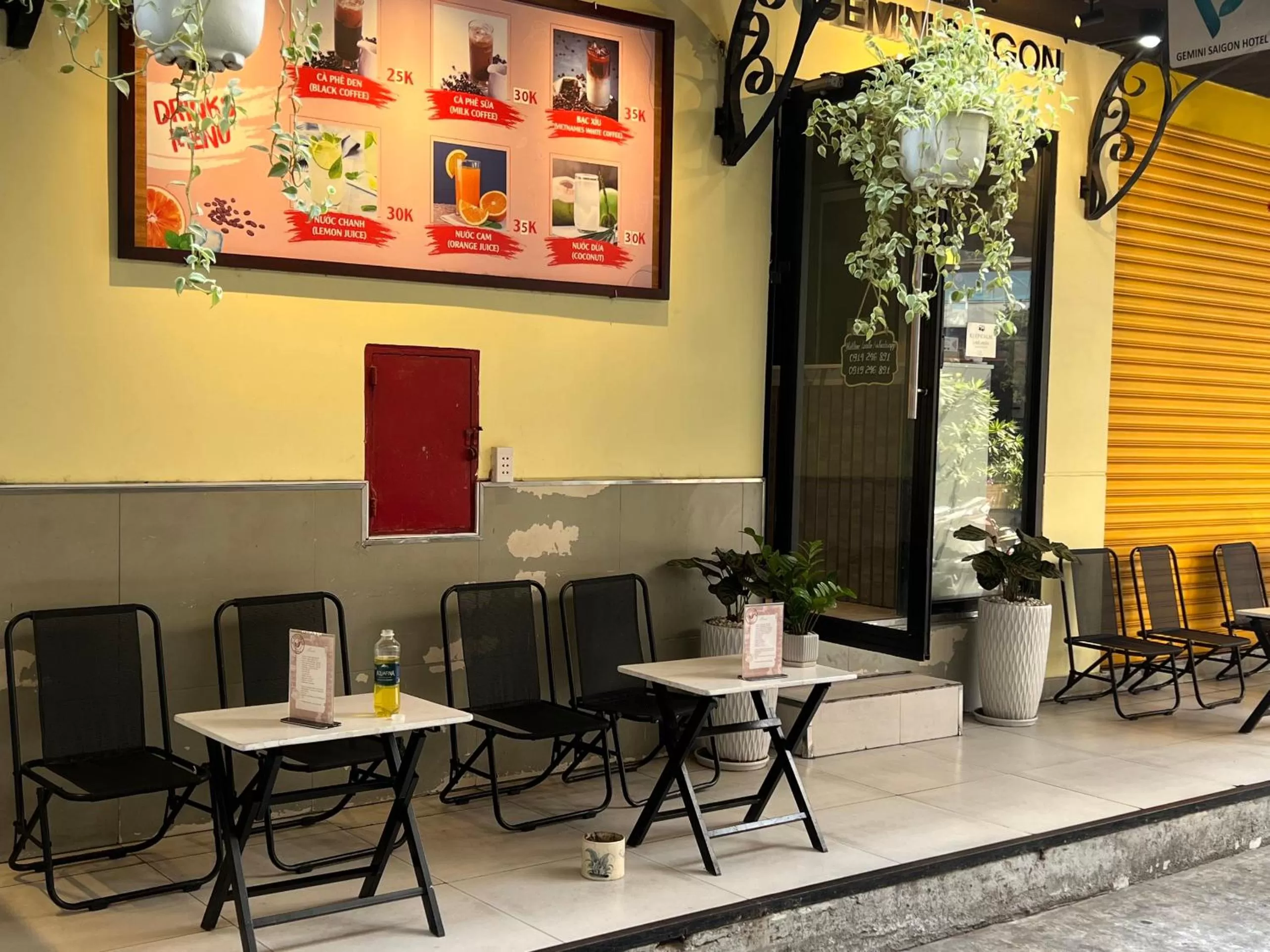 Facade/entrance in Gemini Saigon LUXURY