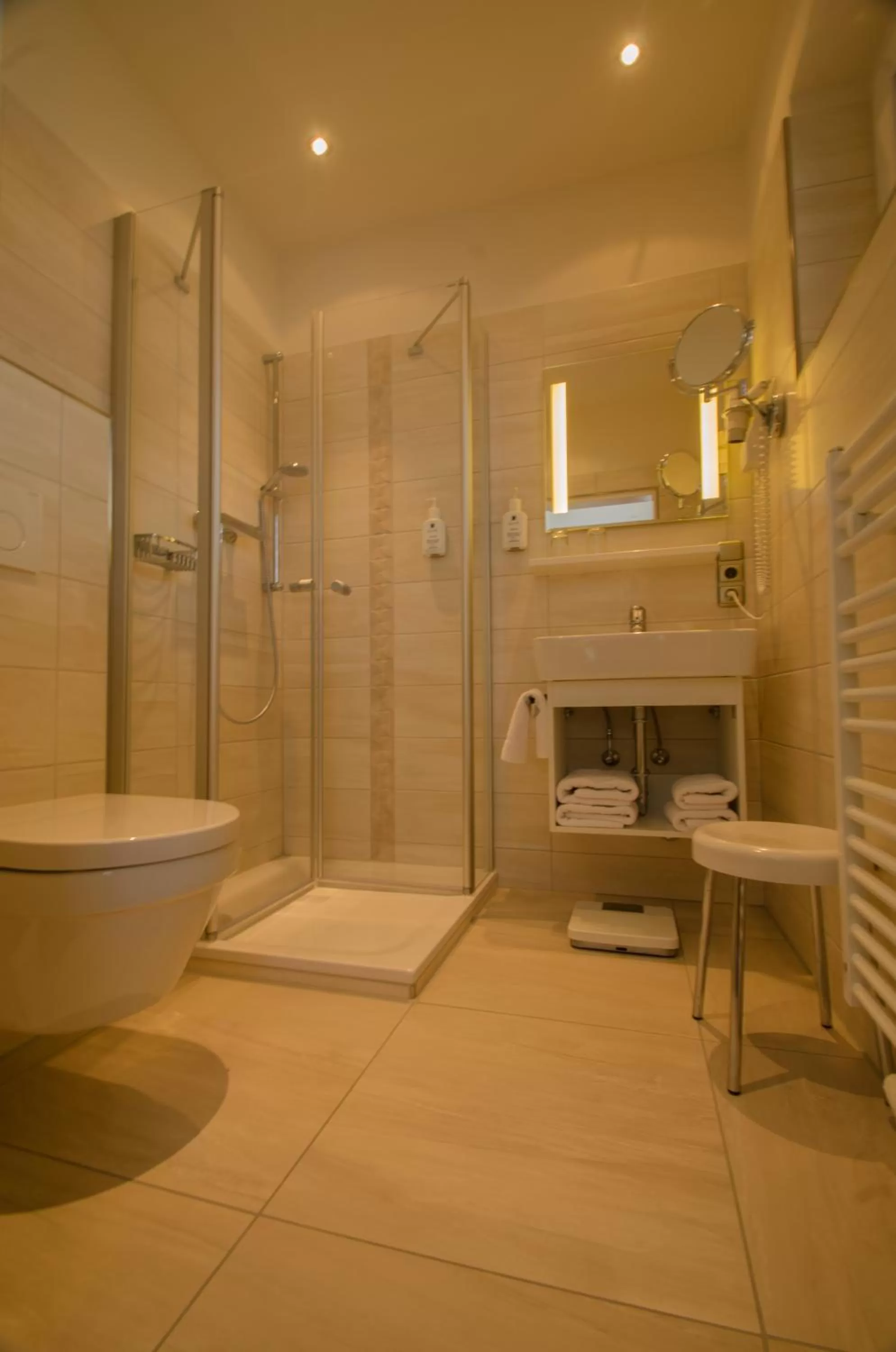 Bathroom in Hotel König-Stuben