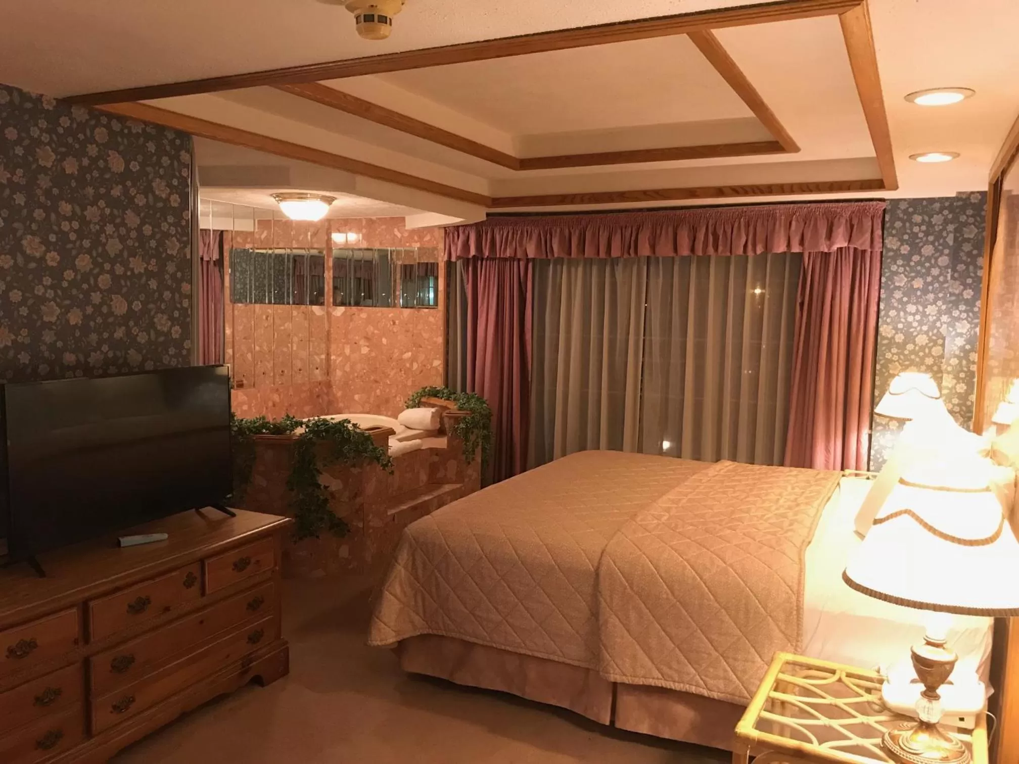 Riveredge Resort Hotel