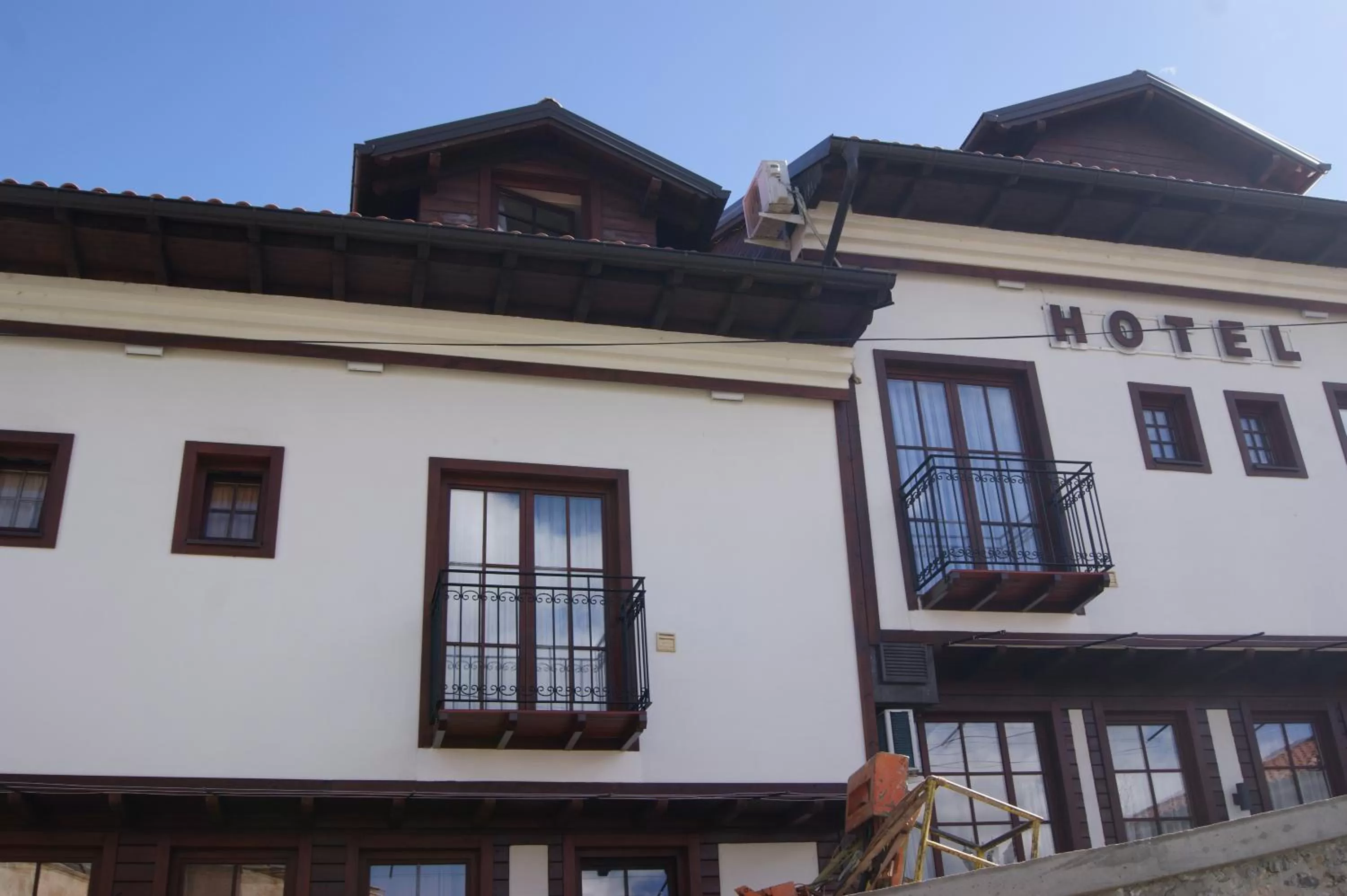 Garden view, Property Building in Hotel Prizreni