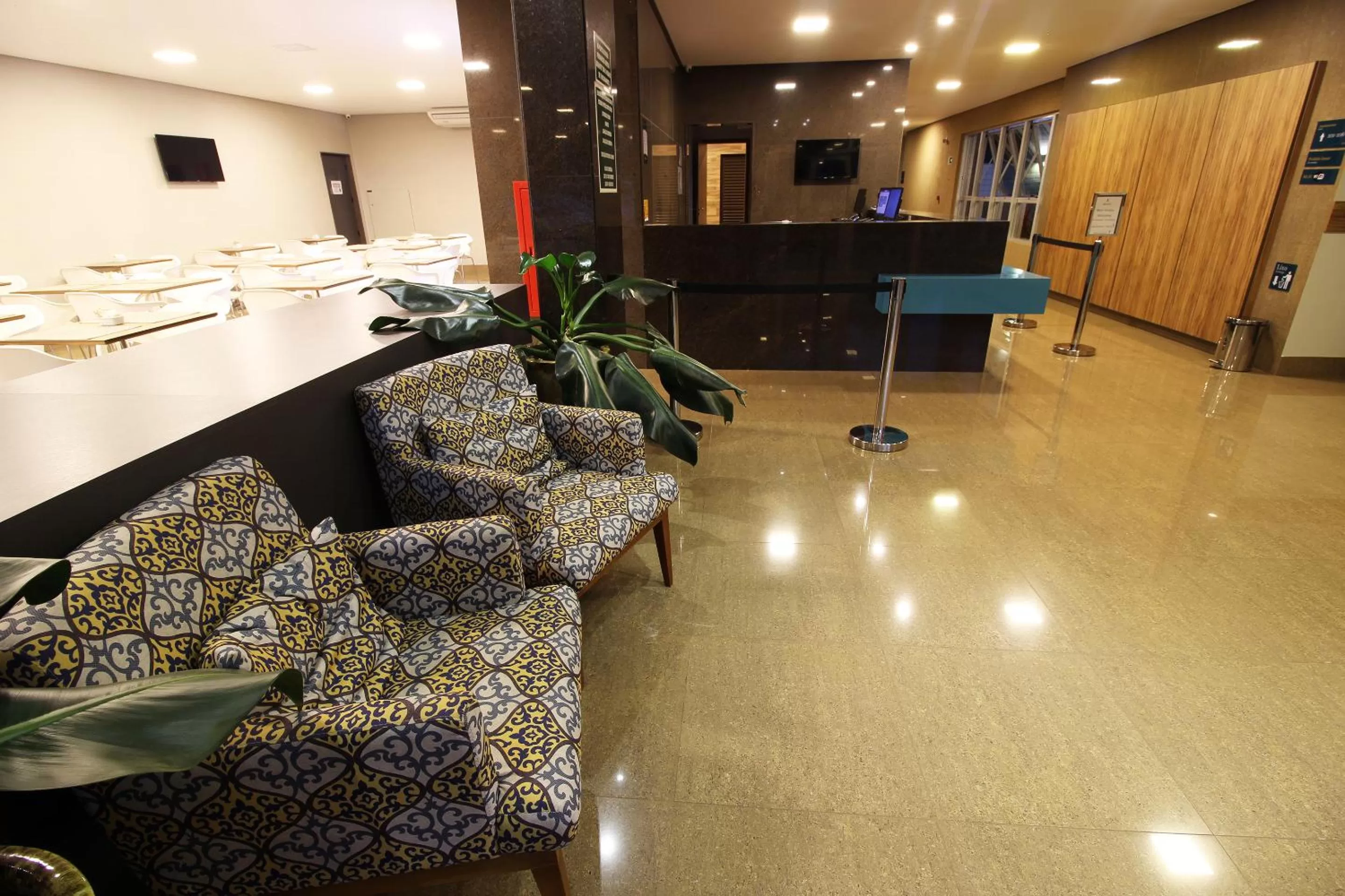 Lobby or reception in Impar Suites Barao de Cocais