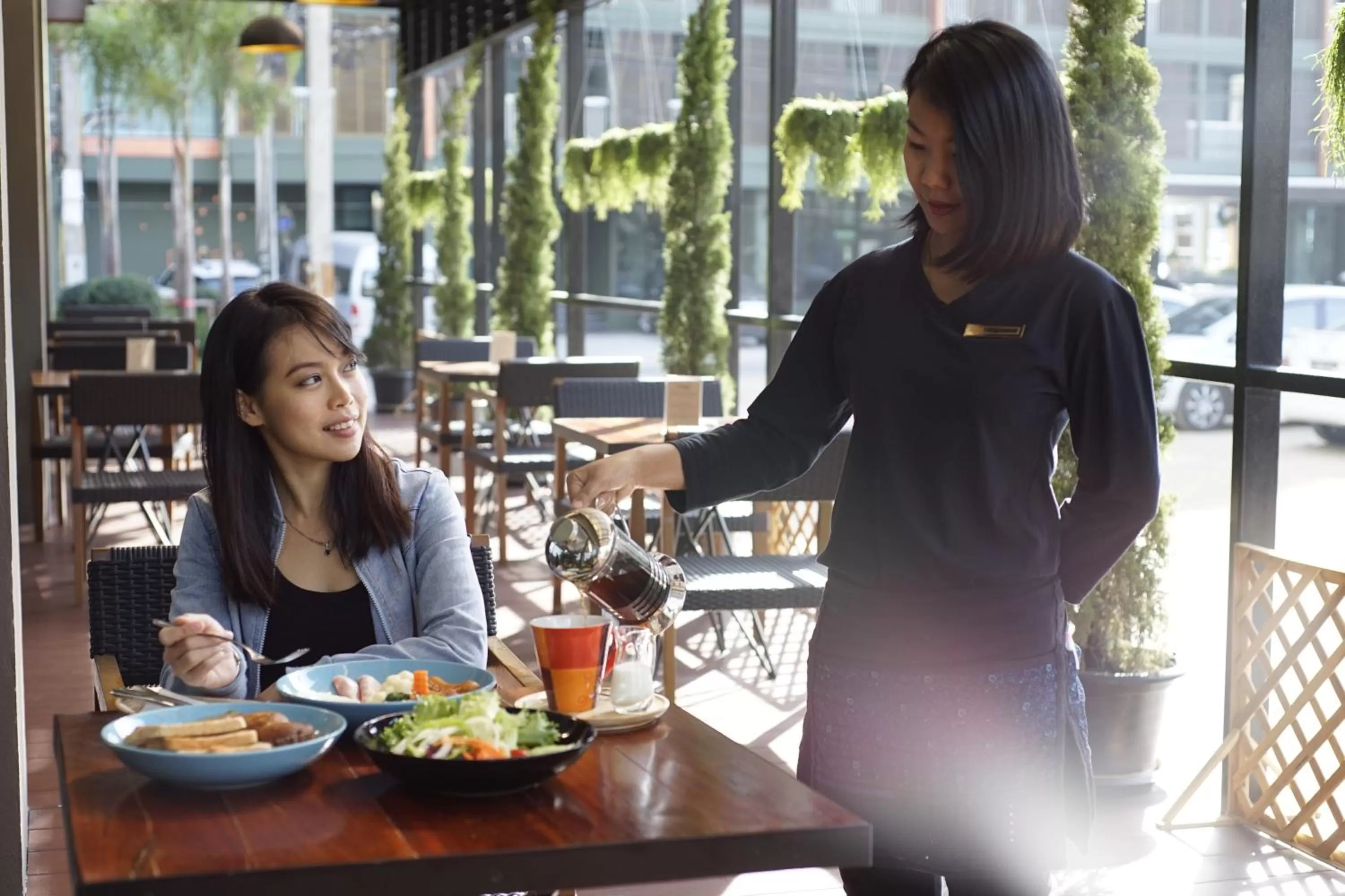 Restaurant/places to eat in Cmor Nimman by Recall Hotels