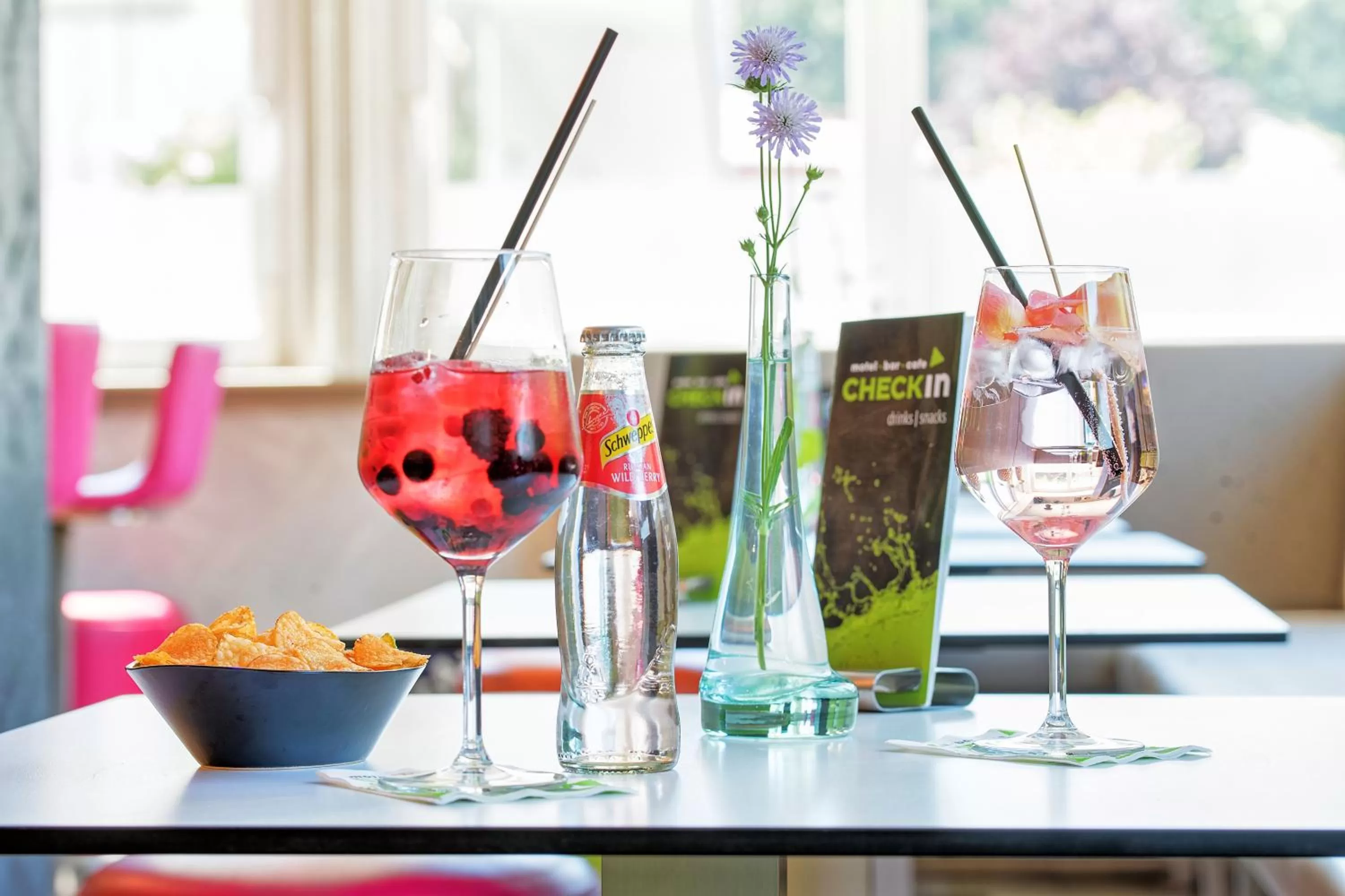 Lounge or bar in Hotel 24 Checkin Velden