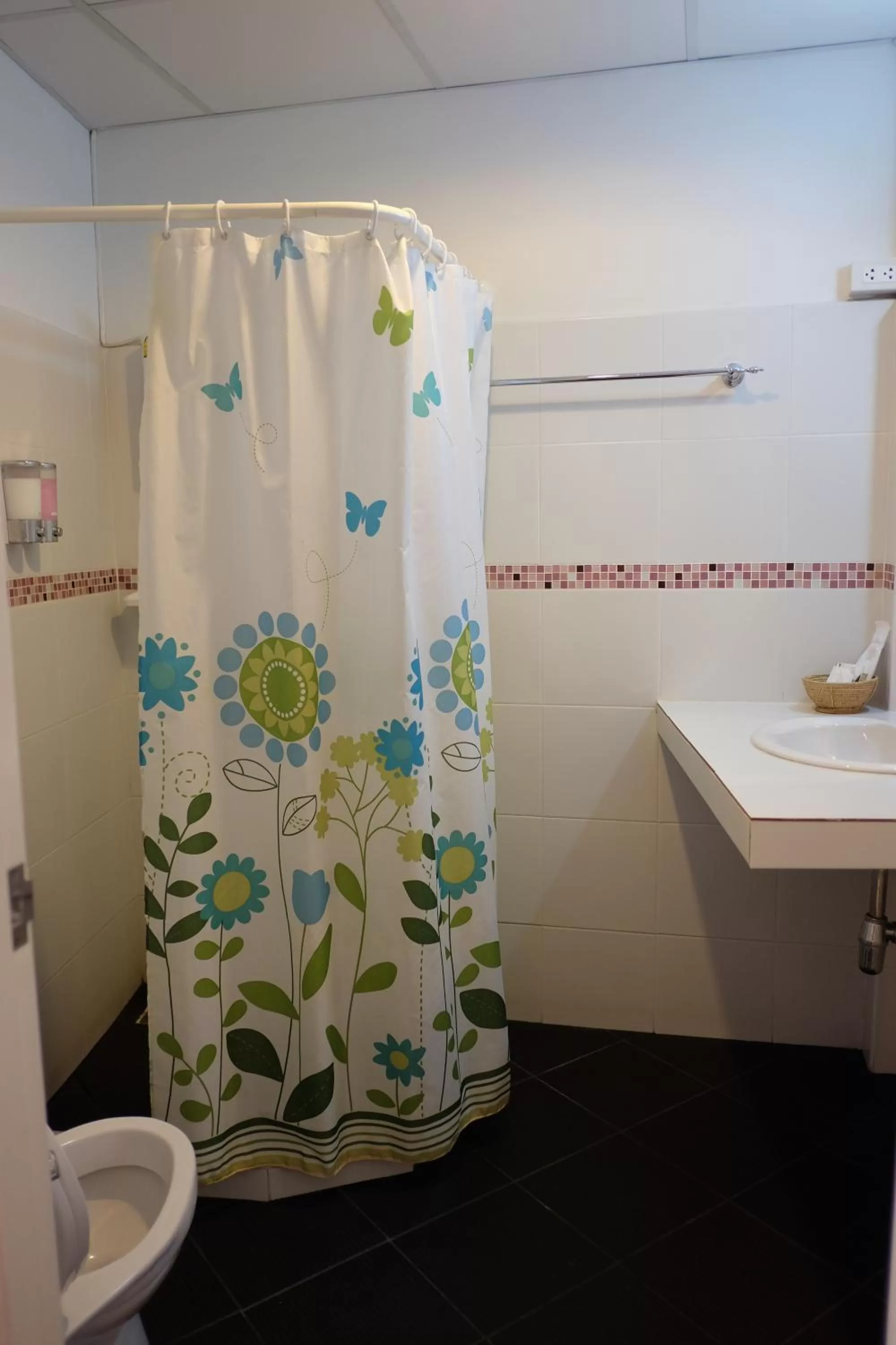 Bathroom in Baan Glang Soi