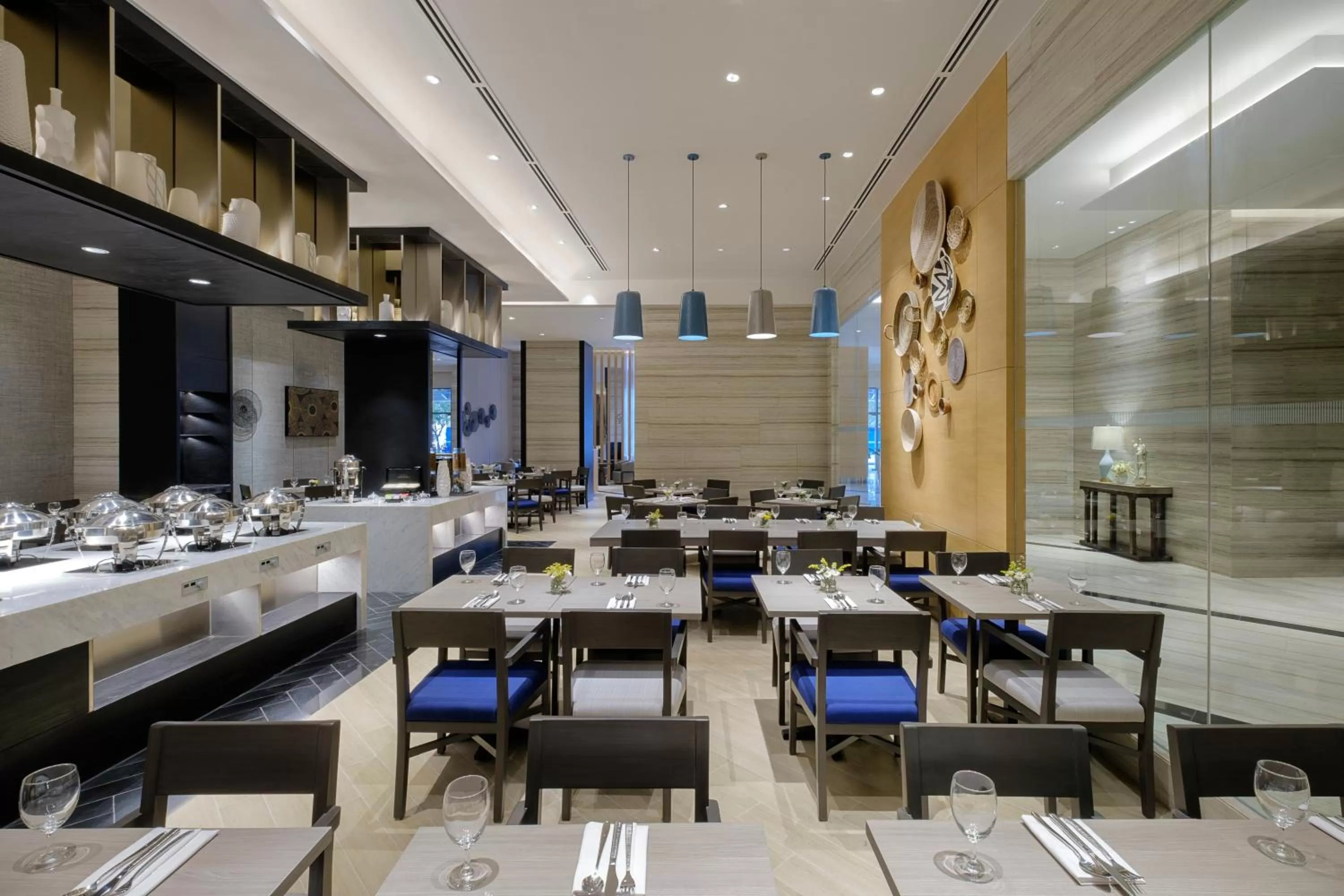 Restaurant/places to eat in Savoy Hotel Mactan Cebu near Newtown Beach