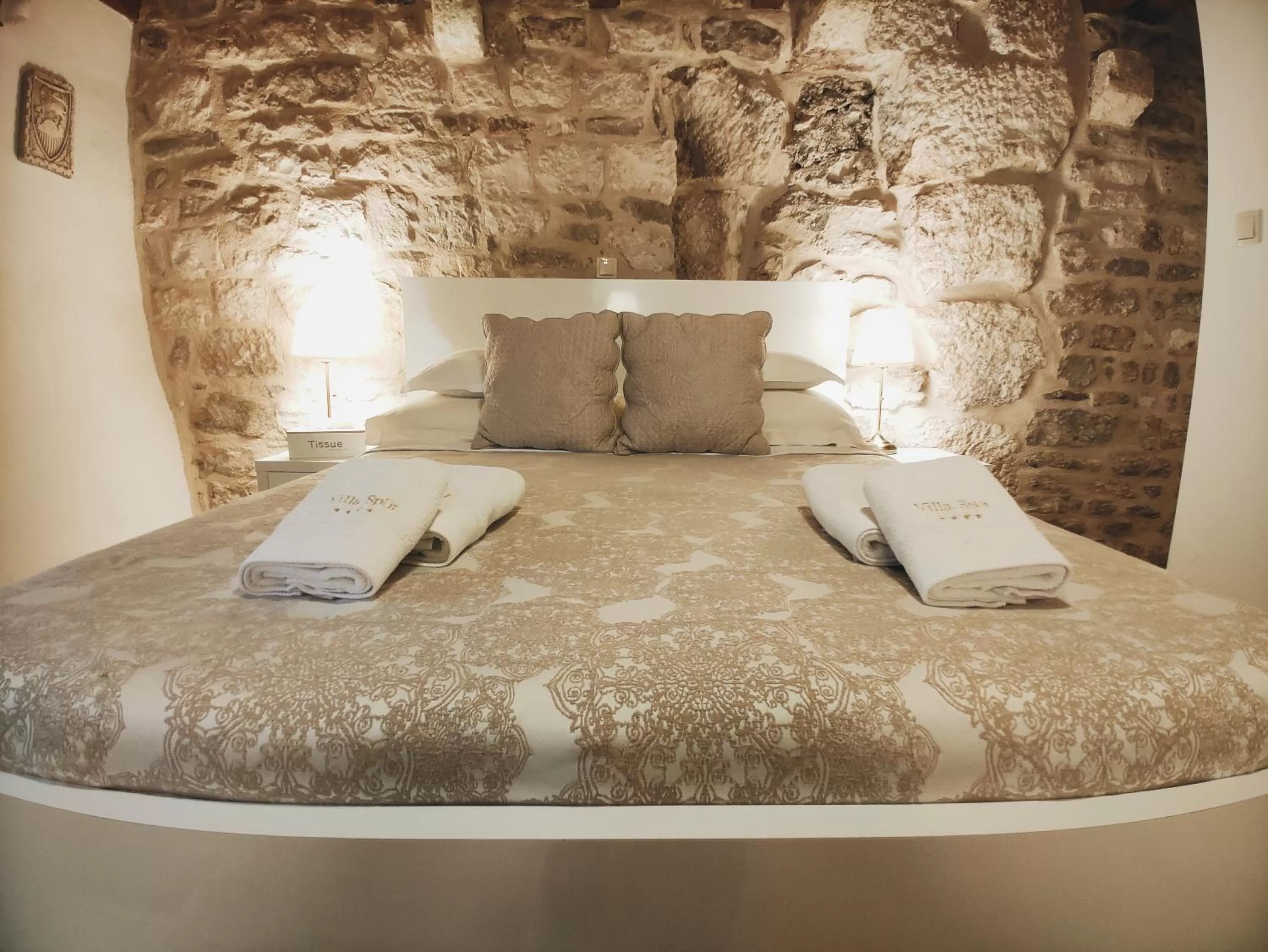 Bed in Villa Split Heritage Hotel