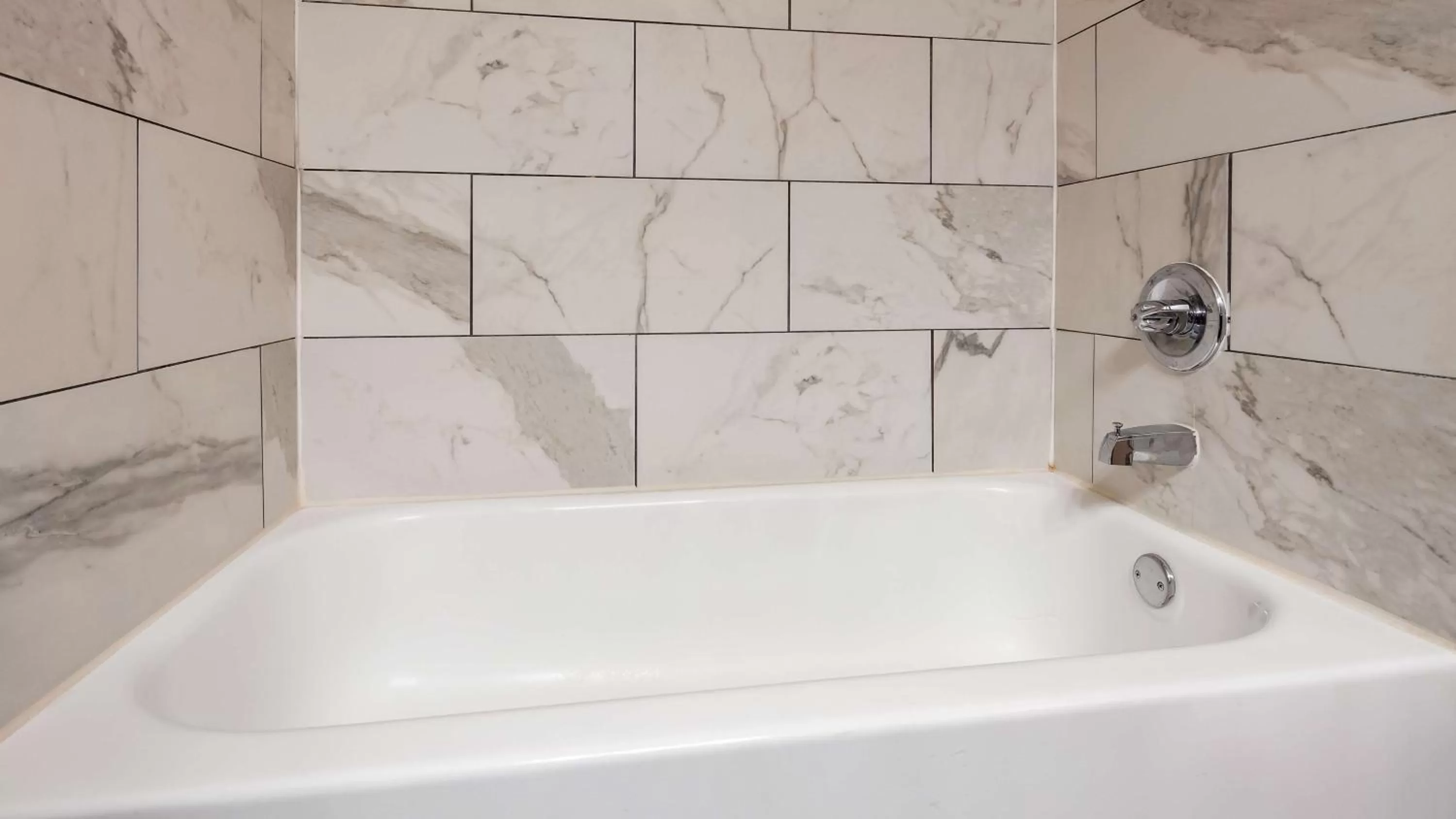 Bathroom in Best Western Muscatine - Pearl City Hotel