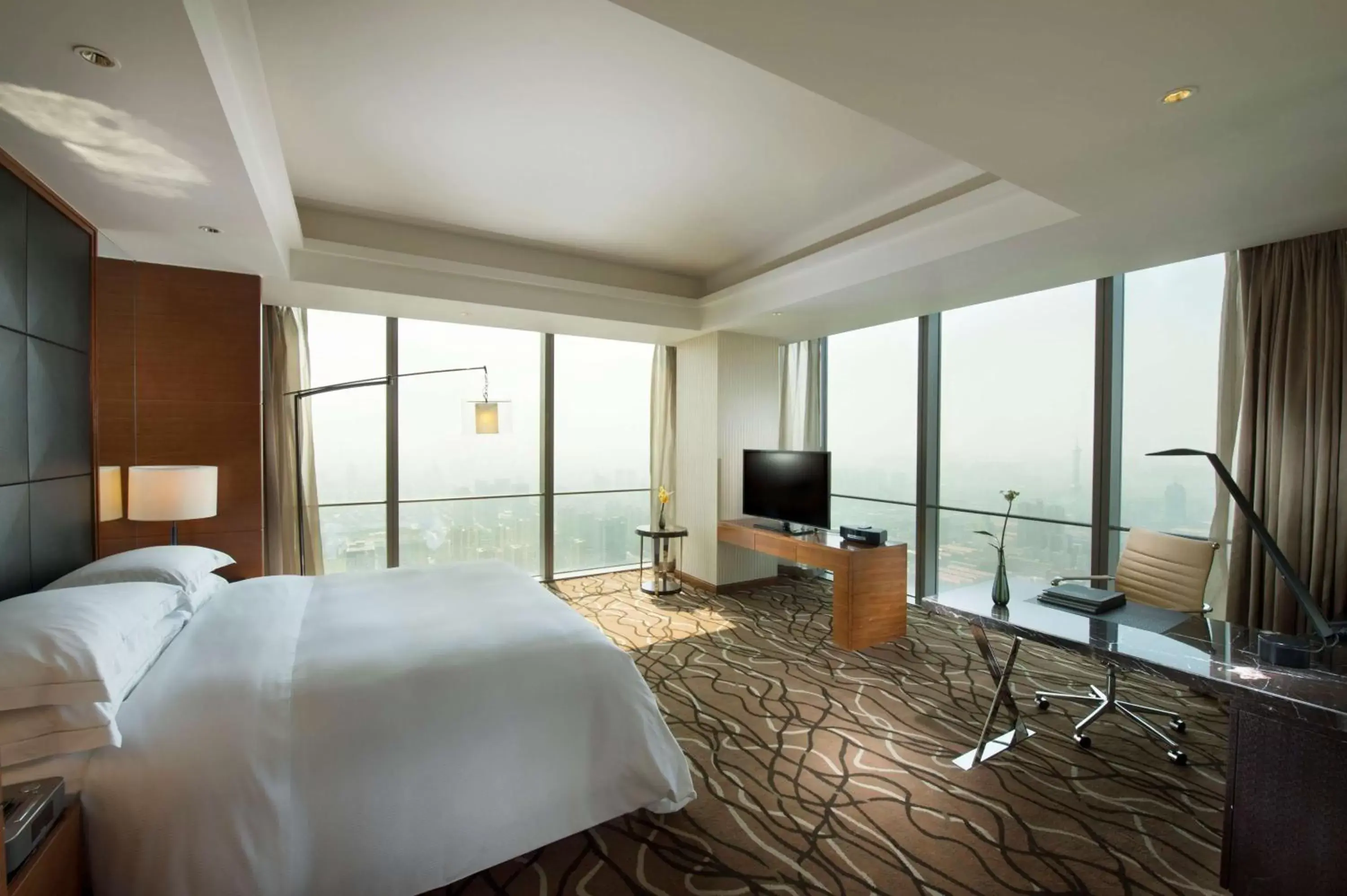 Executive King Suite with Lounge Access in Hilton Shijiazhuang Executive King Suite with Lounge Access in Hilton Shijiazhuang