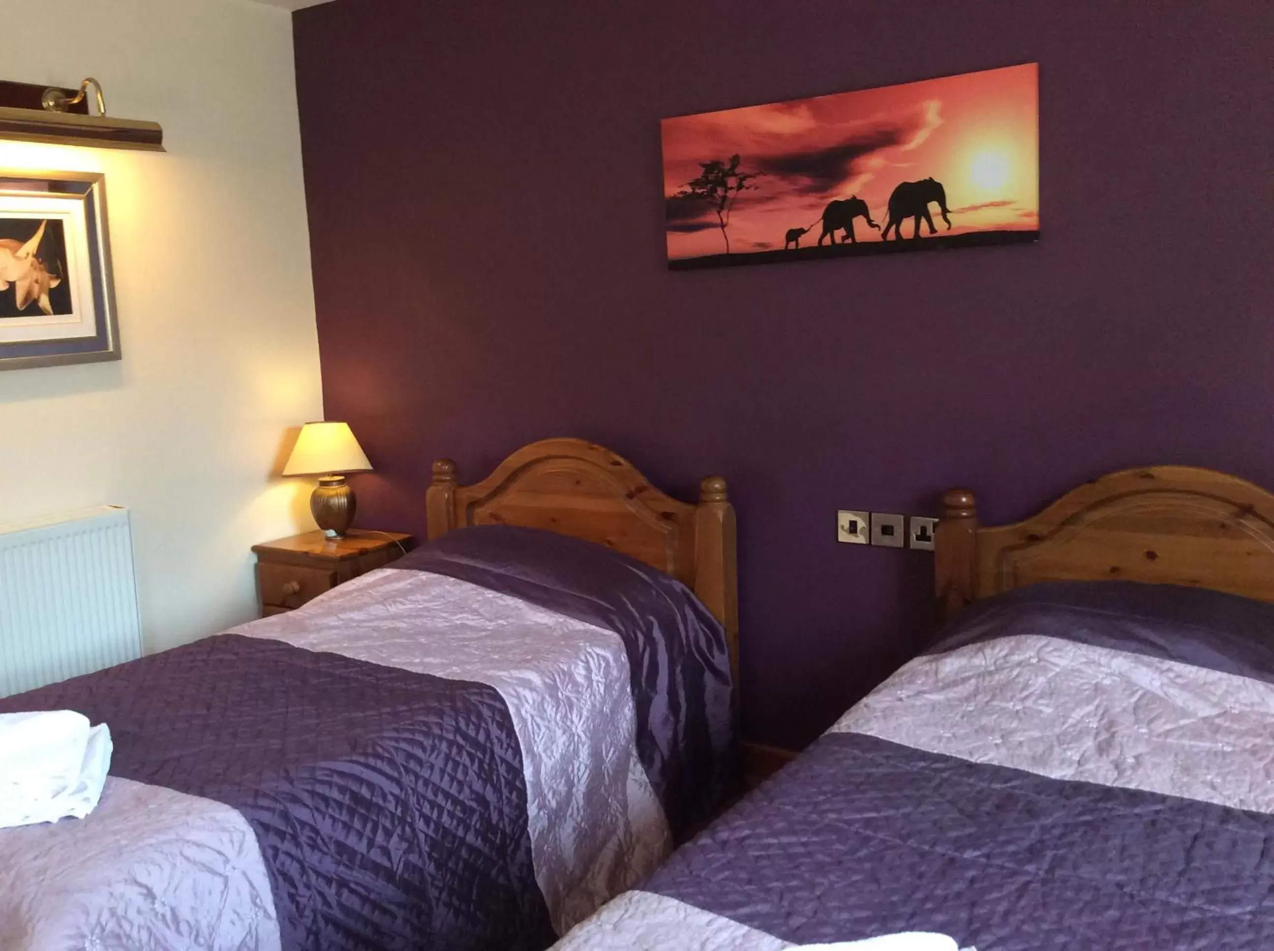 Twin Room in The Fountain Oldwood Twin Room in The Fountain Oldwood