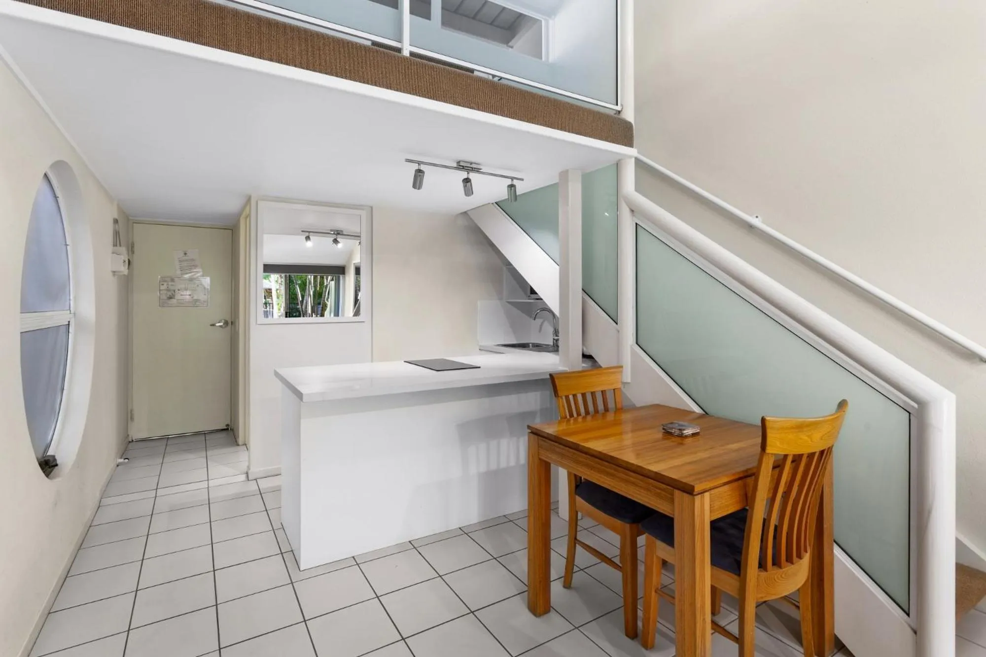 Kitchen or kitchenette in Caribbean Noosa
