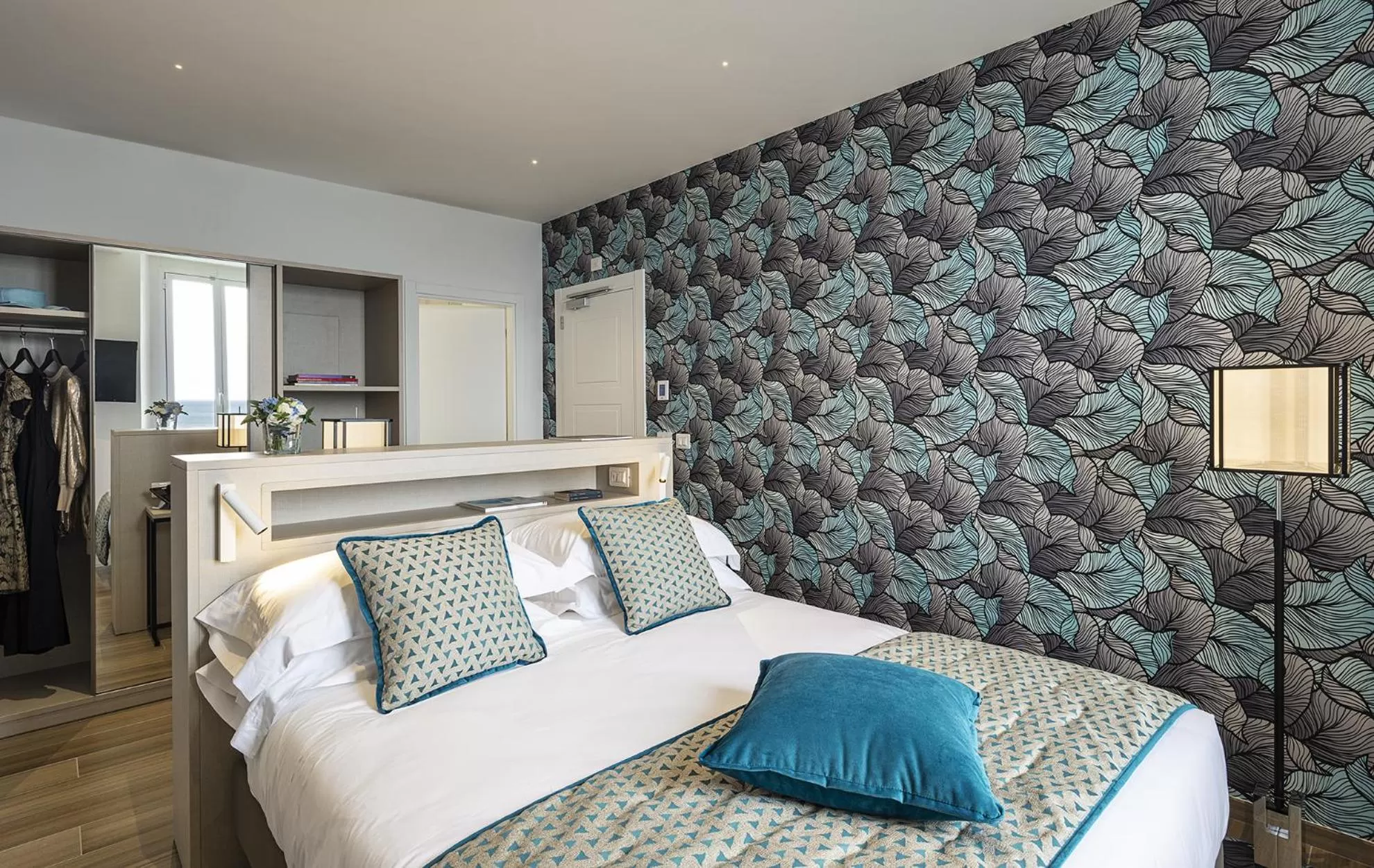 Photo of the whole room, Bed in Sublimis Boutique Hotel Adults-Only