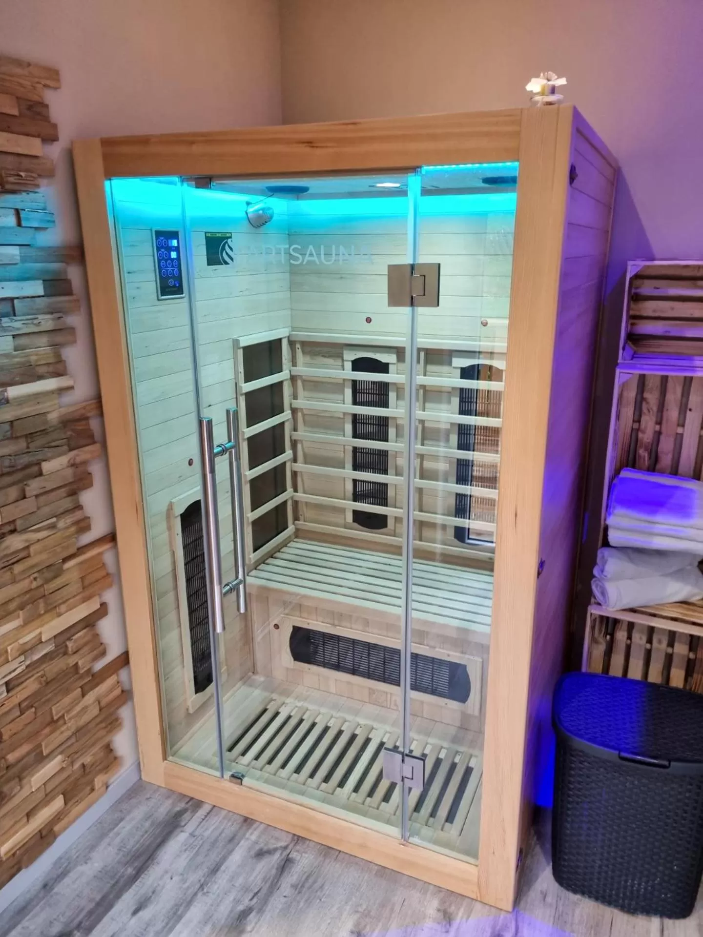 Sauna in Wild West Hotel