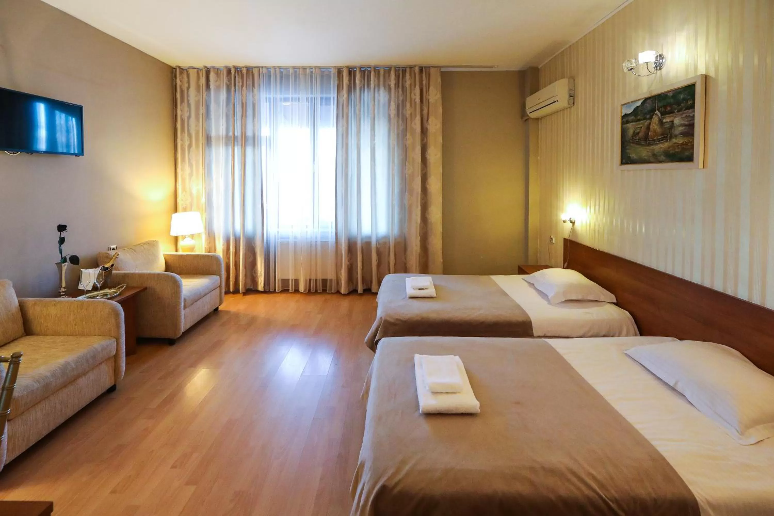 Bed in Complex Baroto