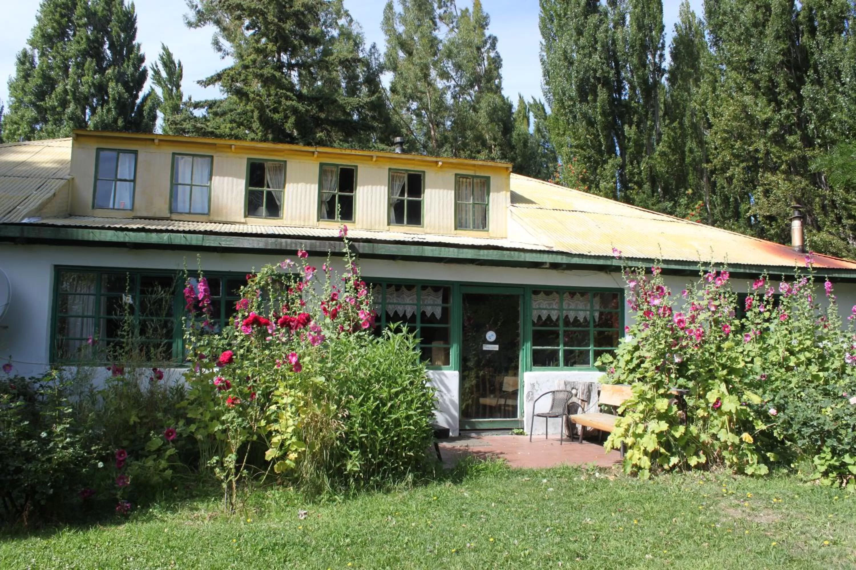 Facade/entrance, Property Building in Hostería de la Patagonia