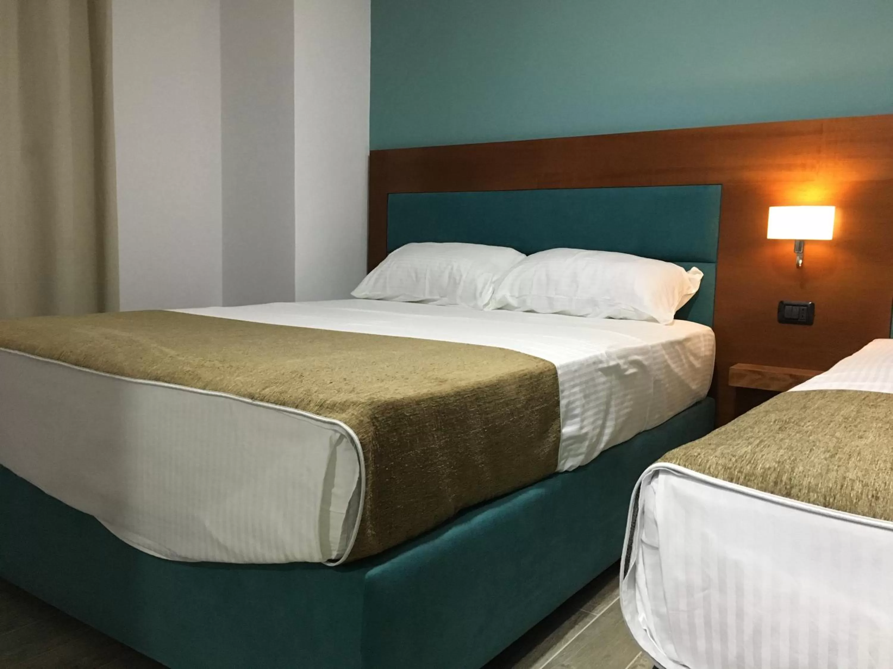 Photo of the whole room, Bed in Hotel ANTAG