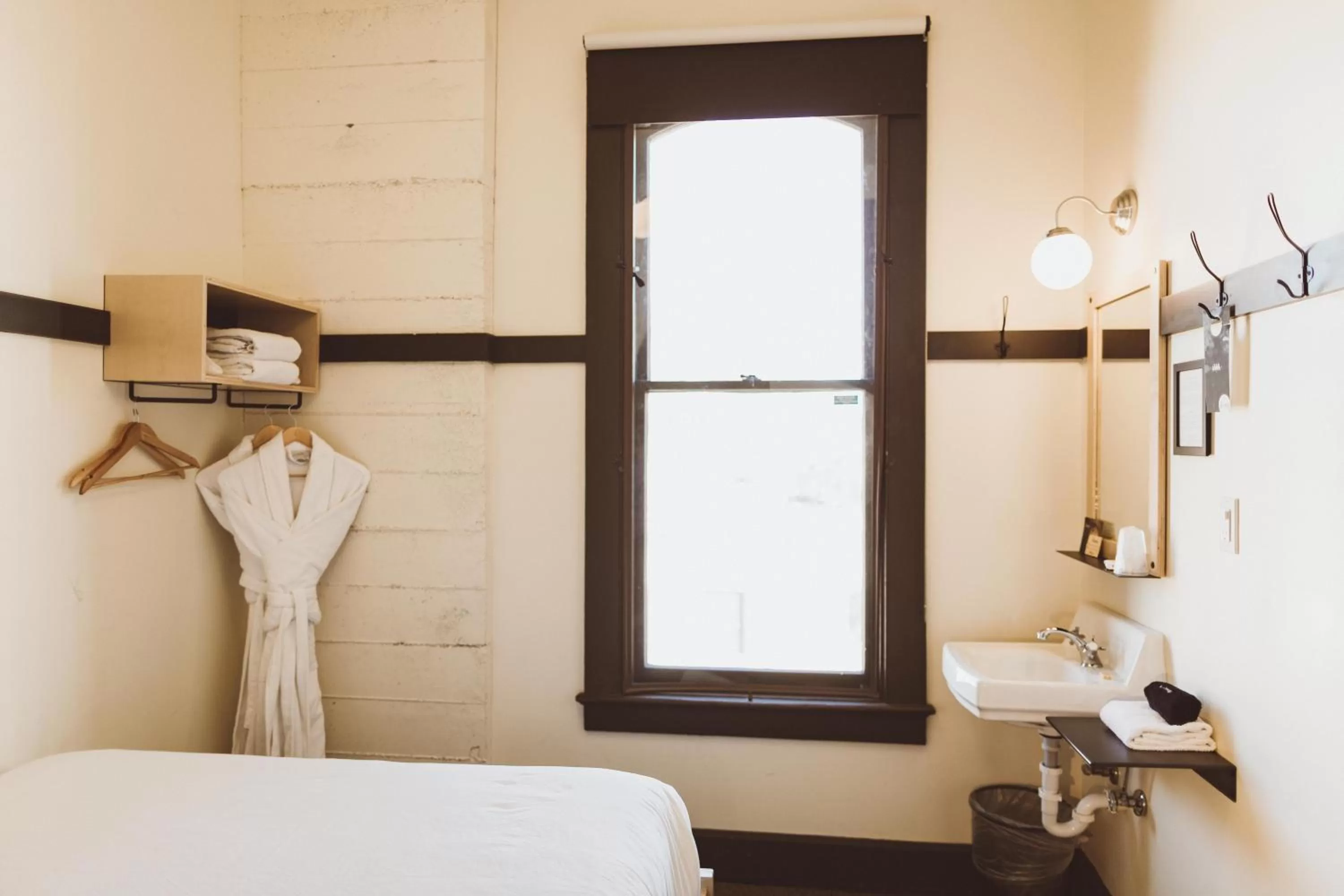 Bedroom, Bed in The Society Hotel