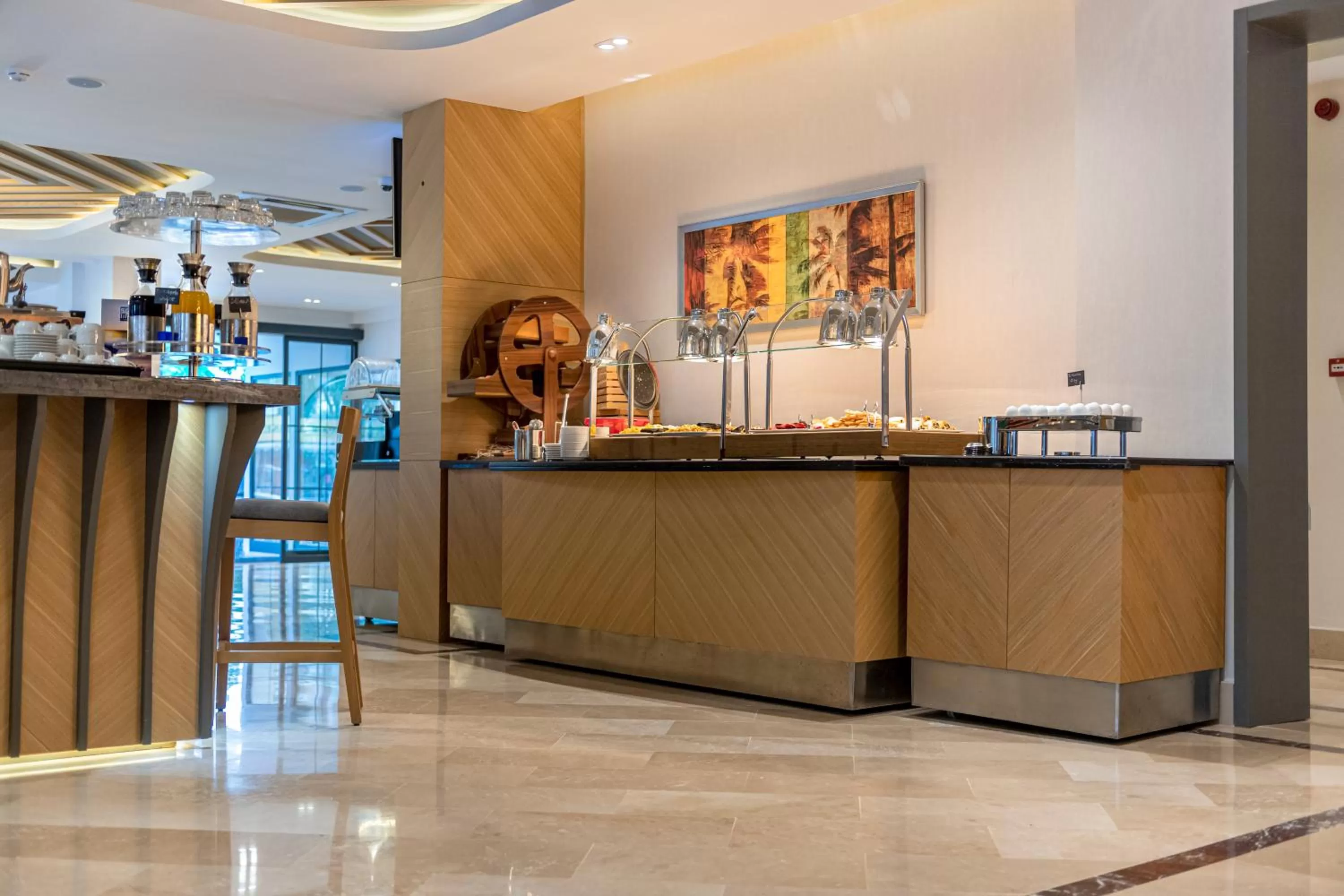 Restaurant/places to eat in Sealife Lounge - Adult only