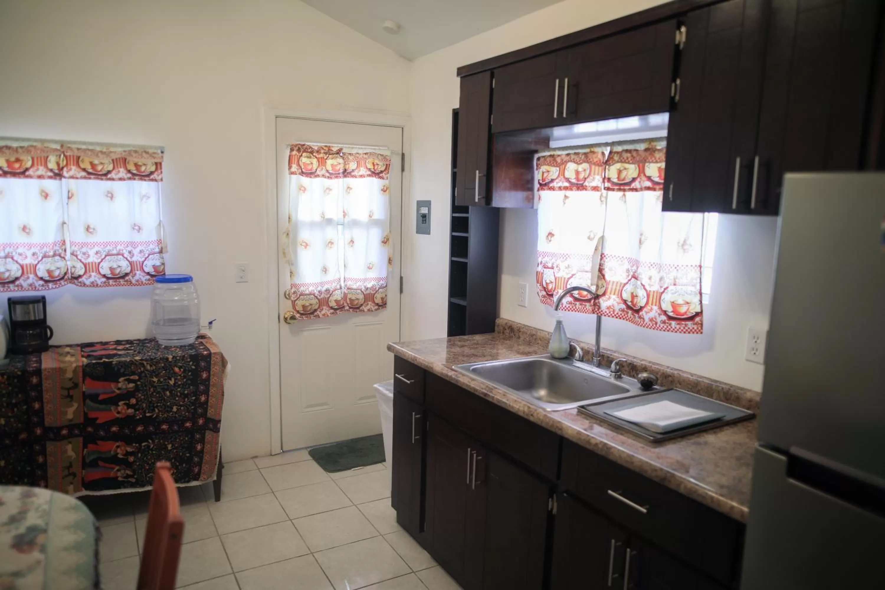 Kitchen or kitchenette in Playa Hermosa Inn at the beach