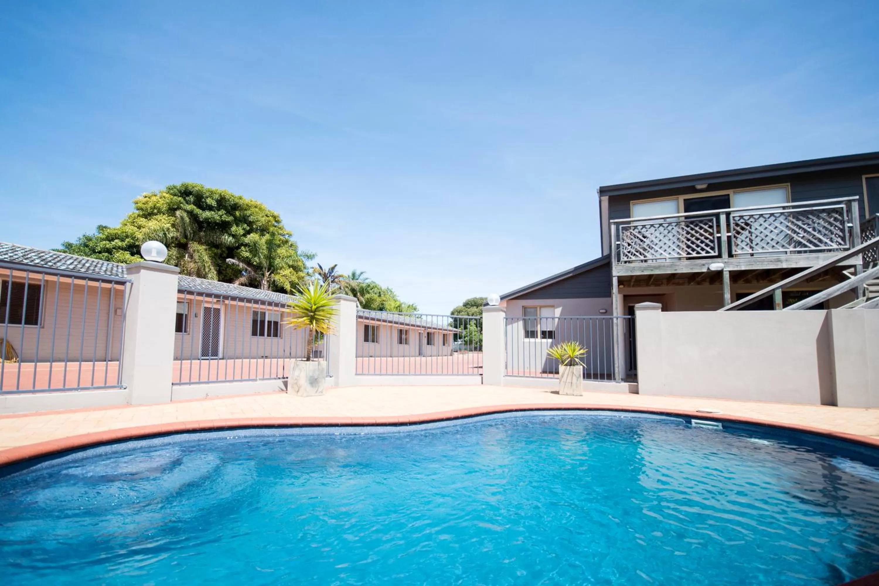 Property building, Swimming Pool in Archipelago Apartments Esperance