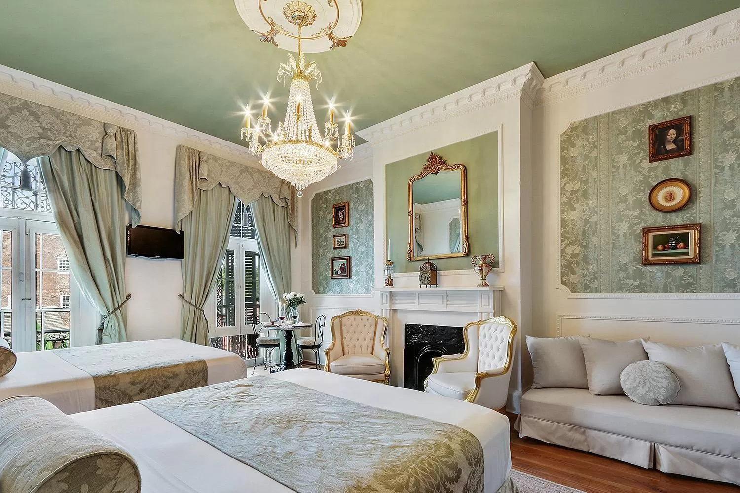 Photo of the whole room, Bed in French Quarter Mansion