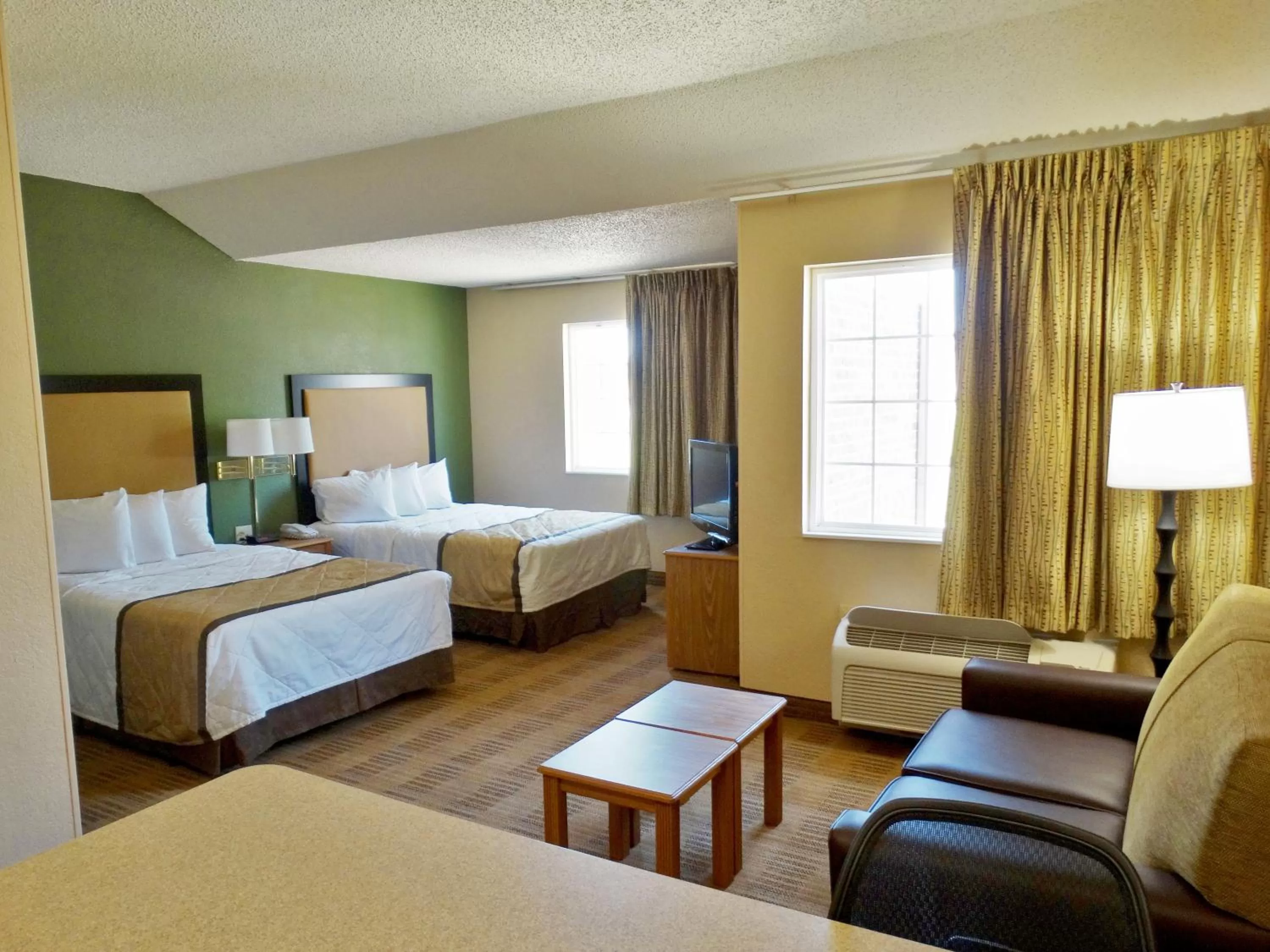 Bed in Extended Stay America Select Suites - Denver - Tech Center South - Greenwood Village