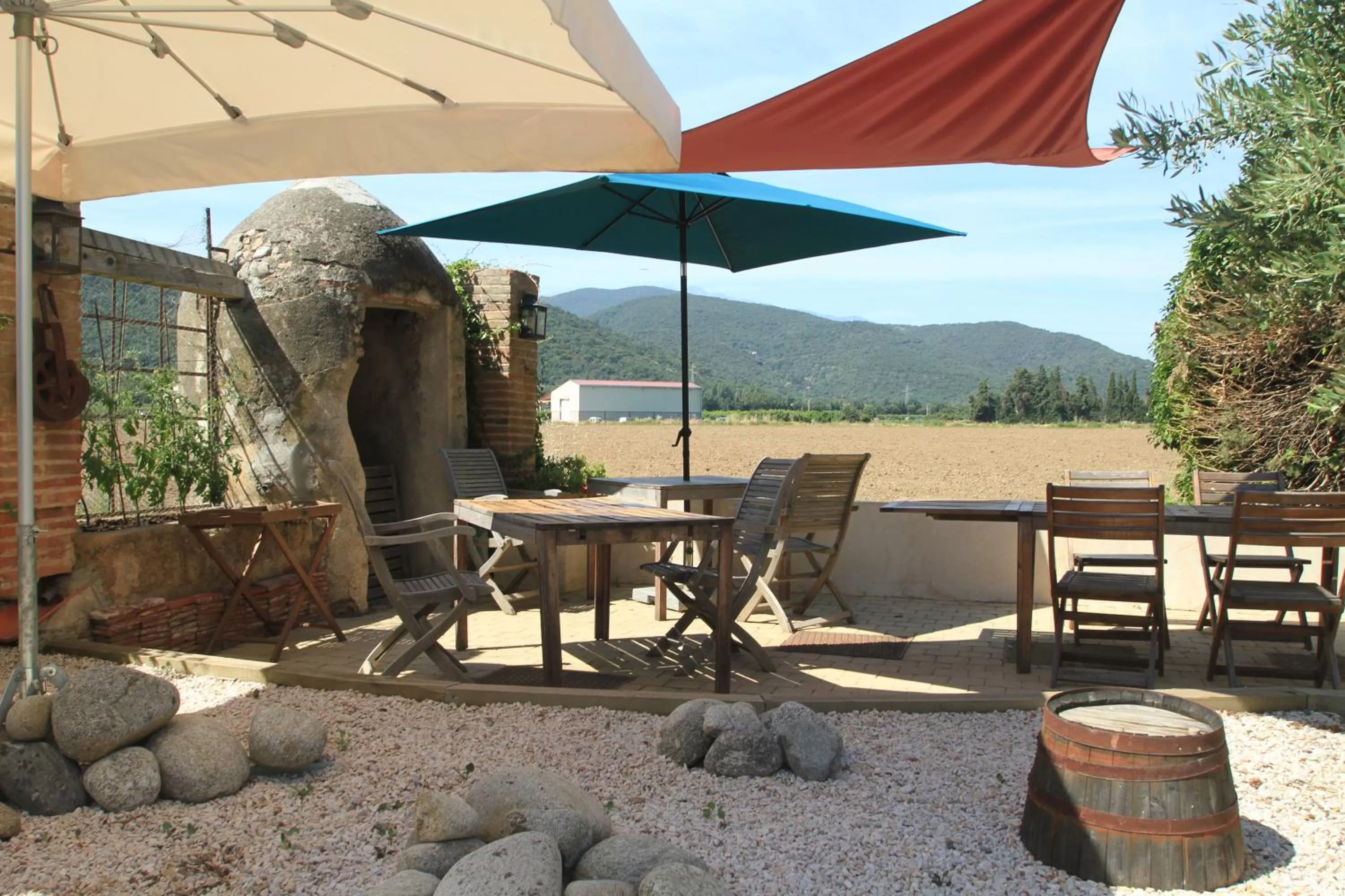 Patio, Restaurant/Places to Eat in Mas St. Joseph