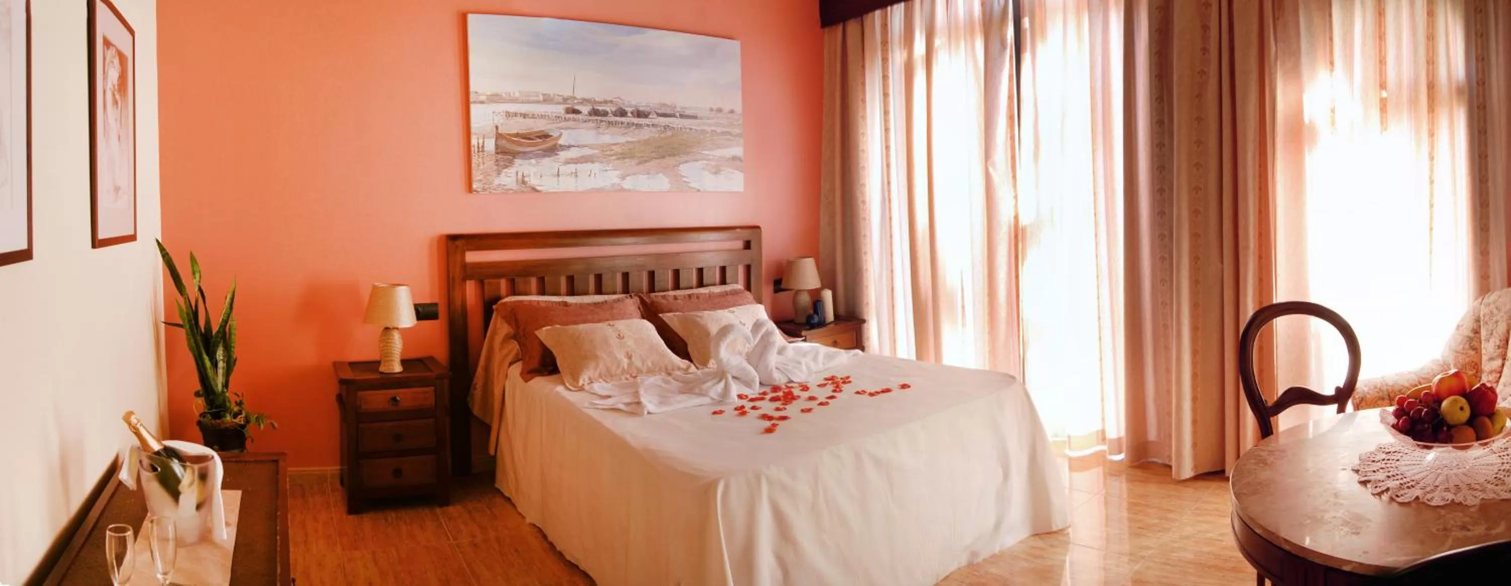 Photo of the whole room, Bed in Hotel Pinomar