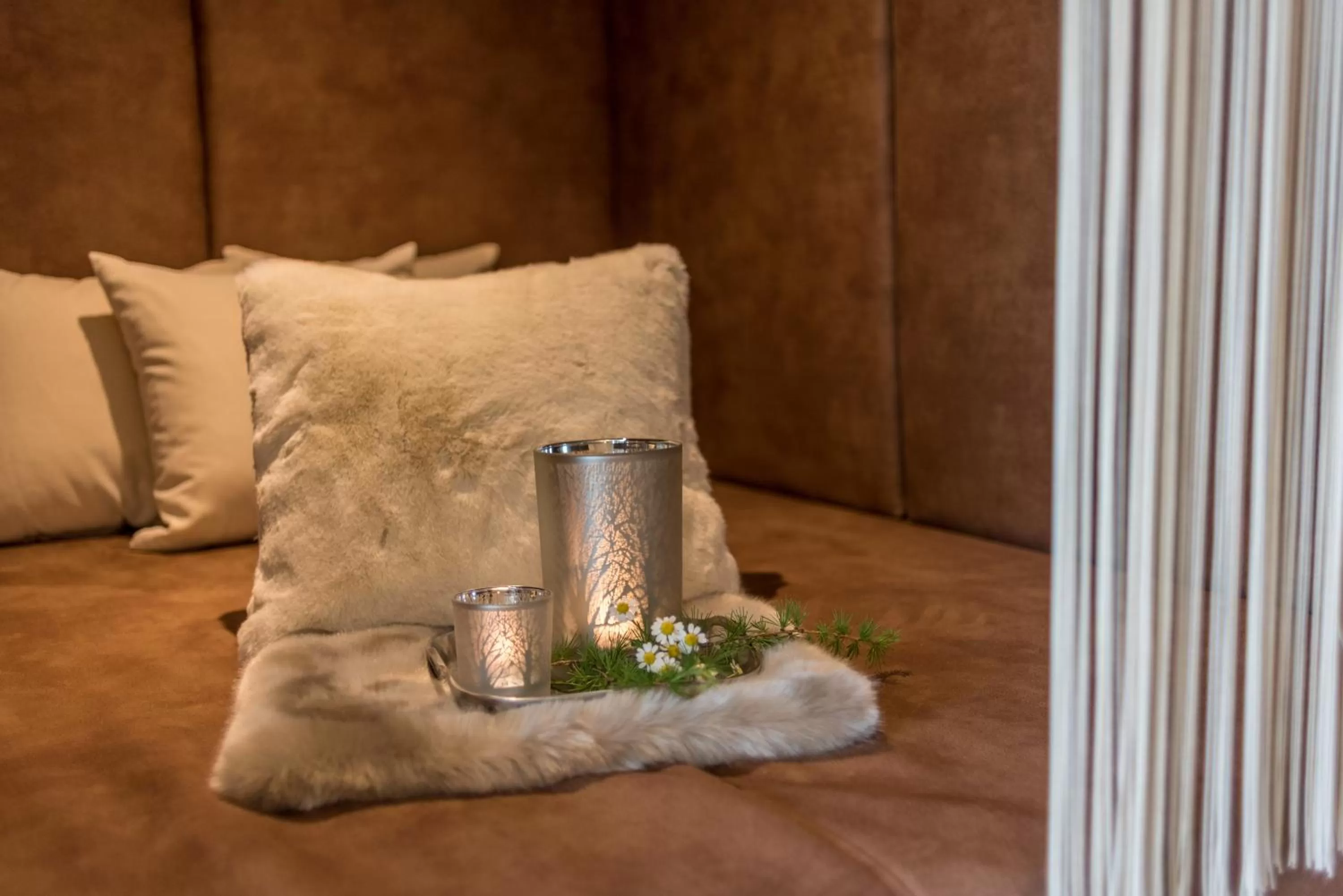 Decorative detail, Bed in Apart & Suiten Hotel WEIDEN