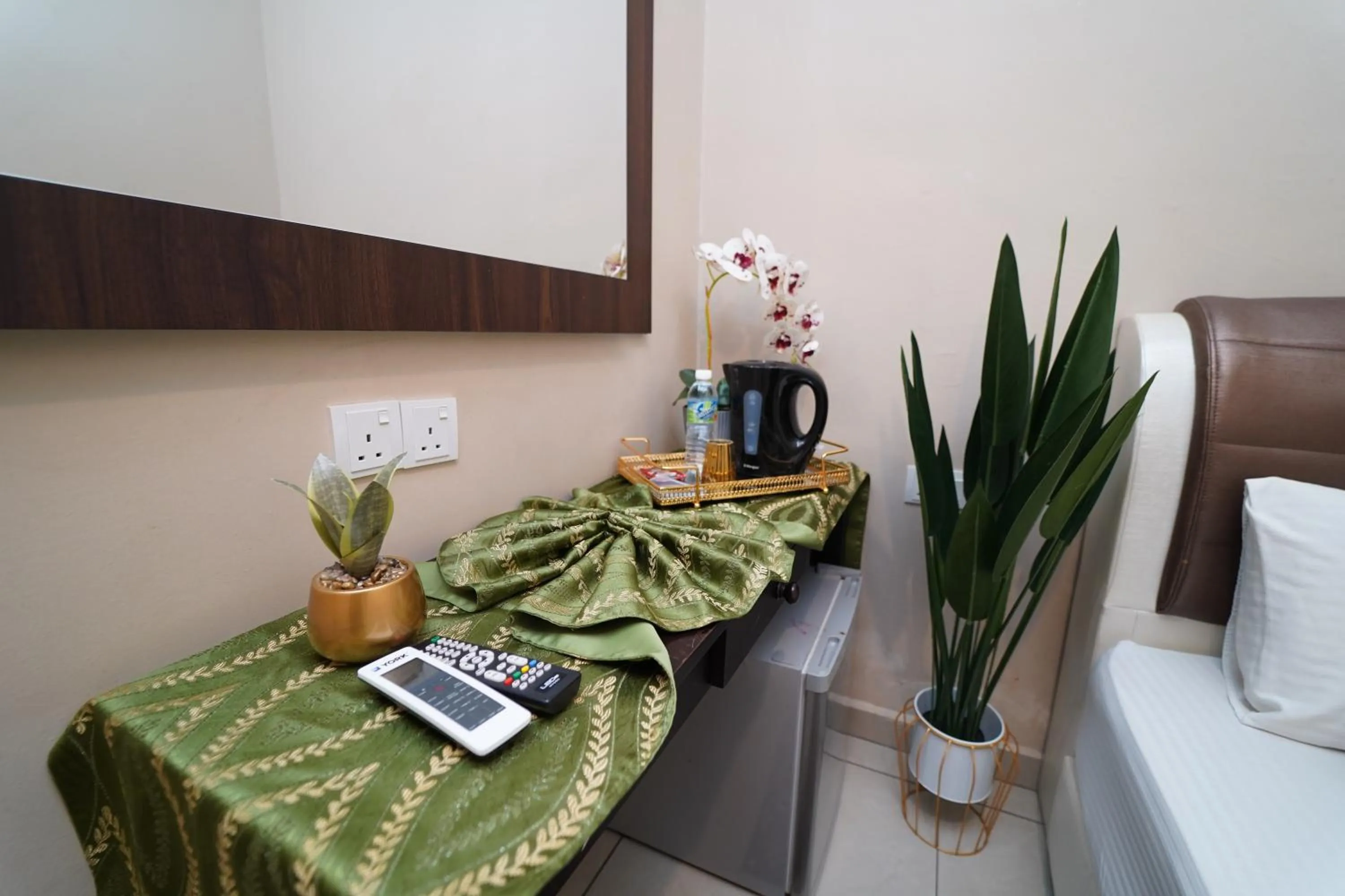 Ghazrin's Classic Hotel JB