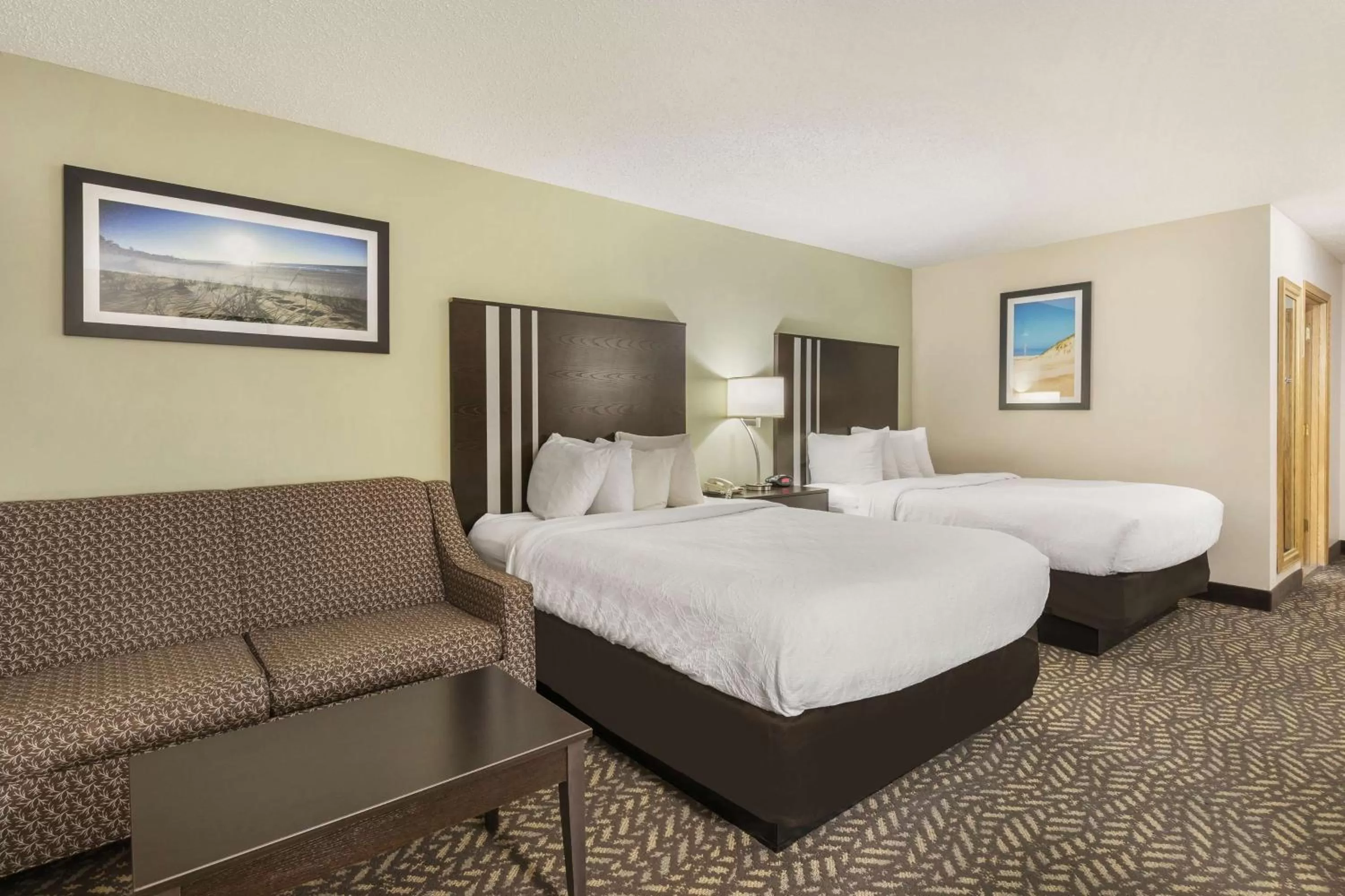 Bedroom, Bed in Best Western Indian Oak