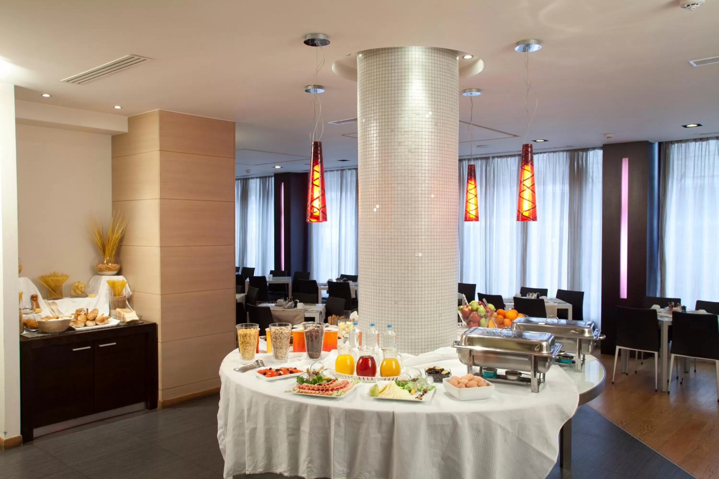 Restaurant/places to eat in Domotel Olympia