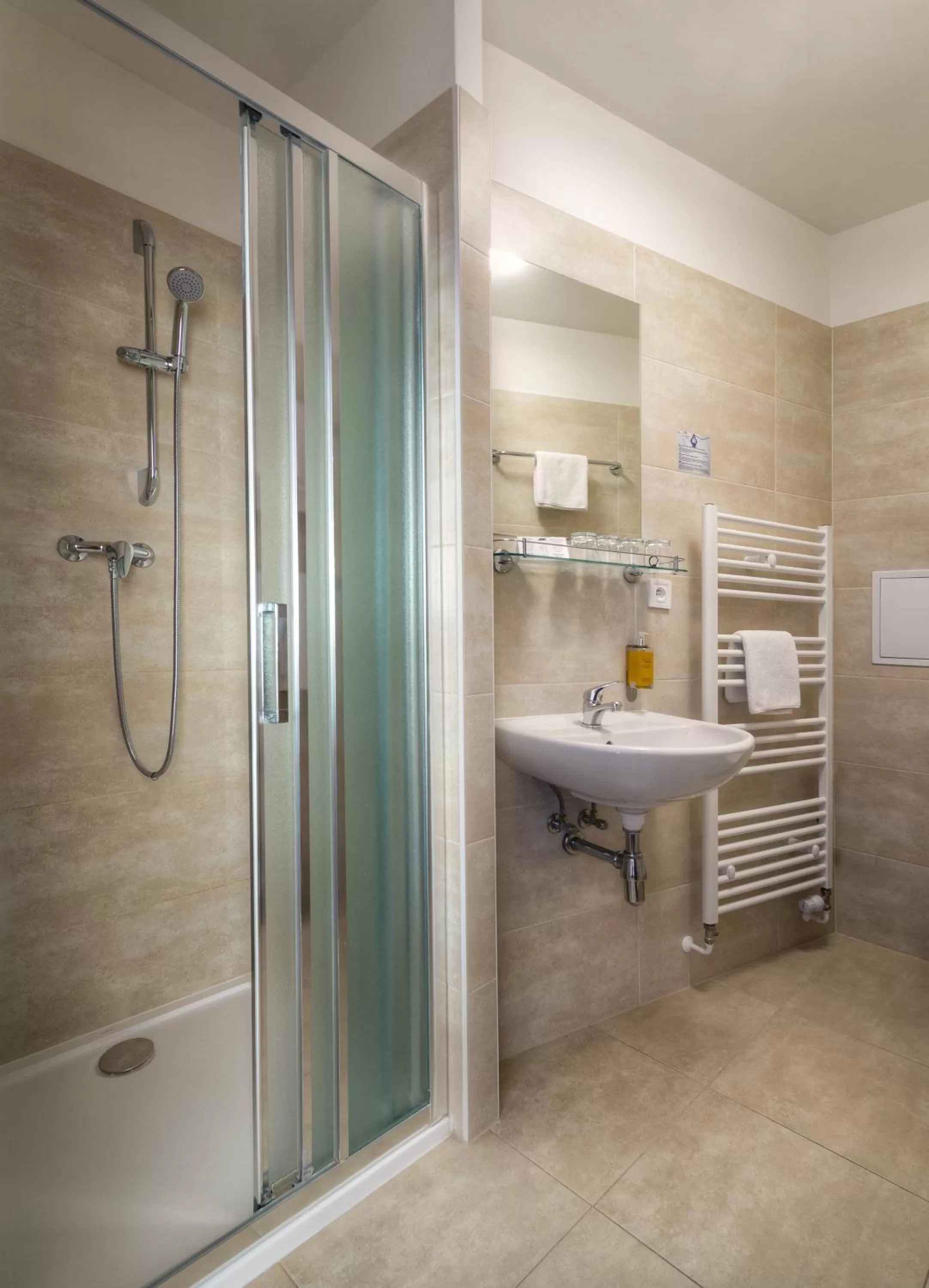 Bathroom in Hotel Harmony