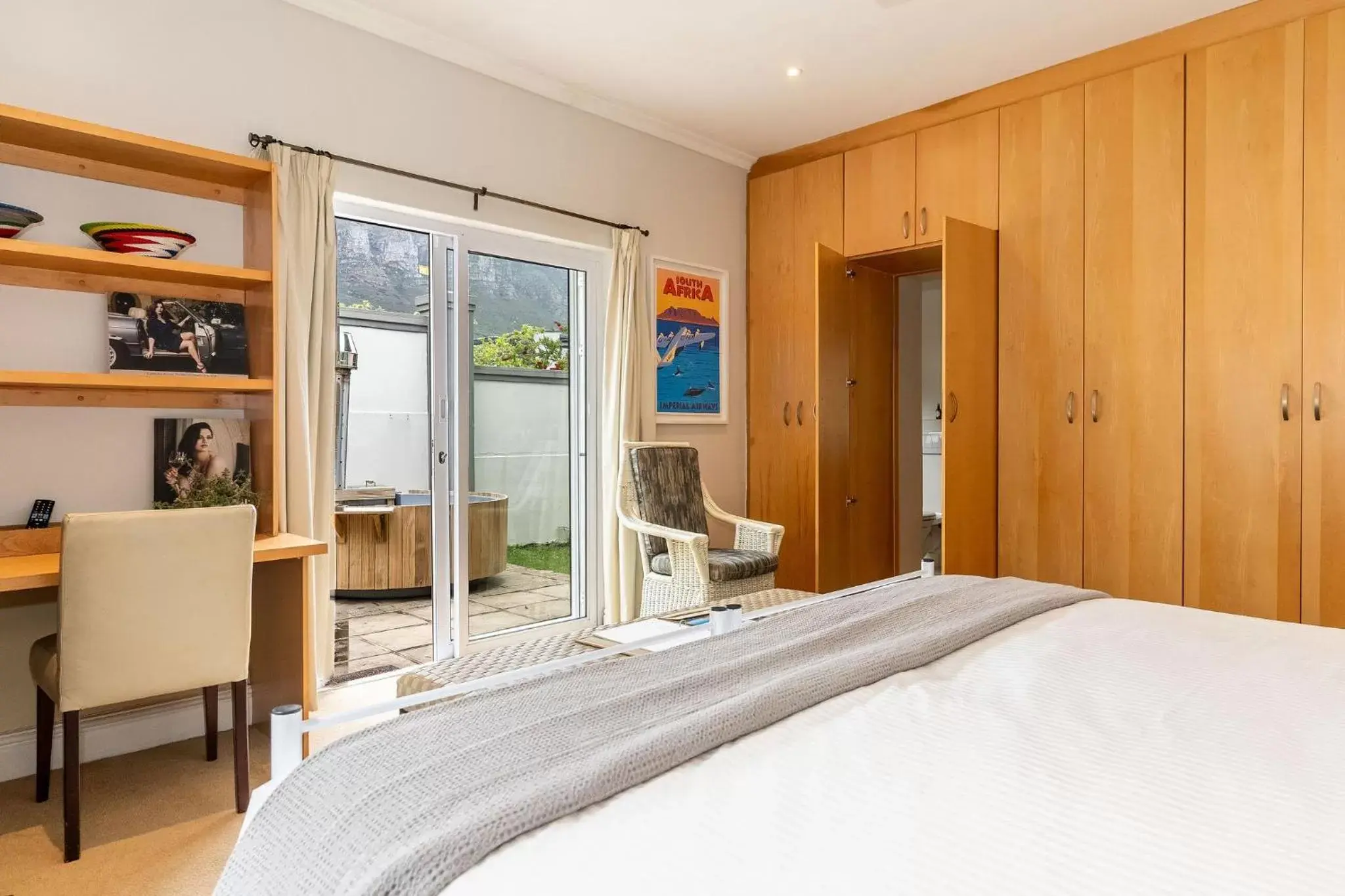 Deluxe Double Room - single occupancy in Camps Bay Retreat Hotel Deluxe Double Room - single occupancy in Camps Bay Retreat Hotel