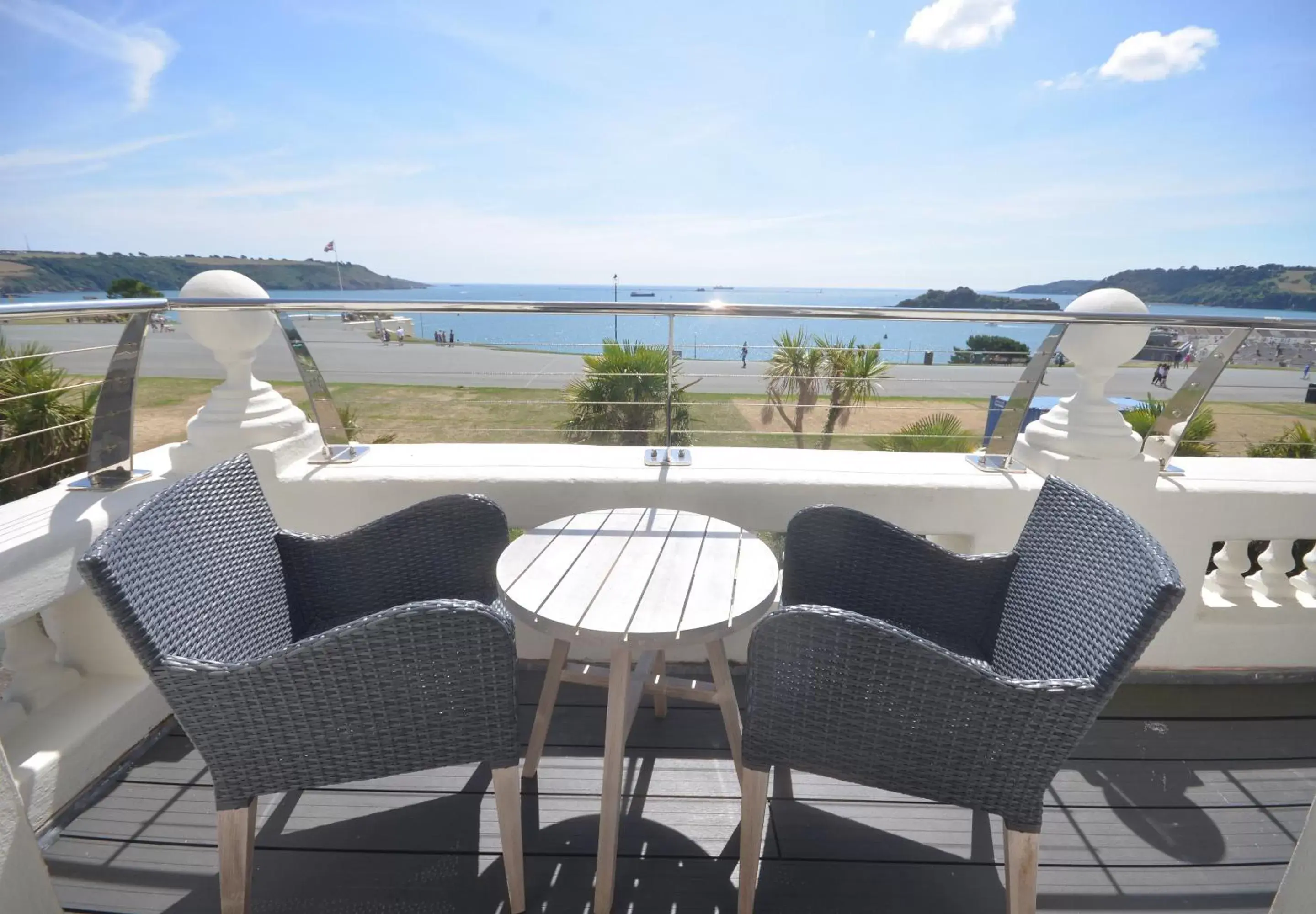 One-Bedroom Apartment with Sea View 1st Floor in 1 Elliot Terrace One-Bedroom Apartment with Sea View 1st Floor in 1 Elliot Terrace