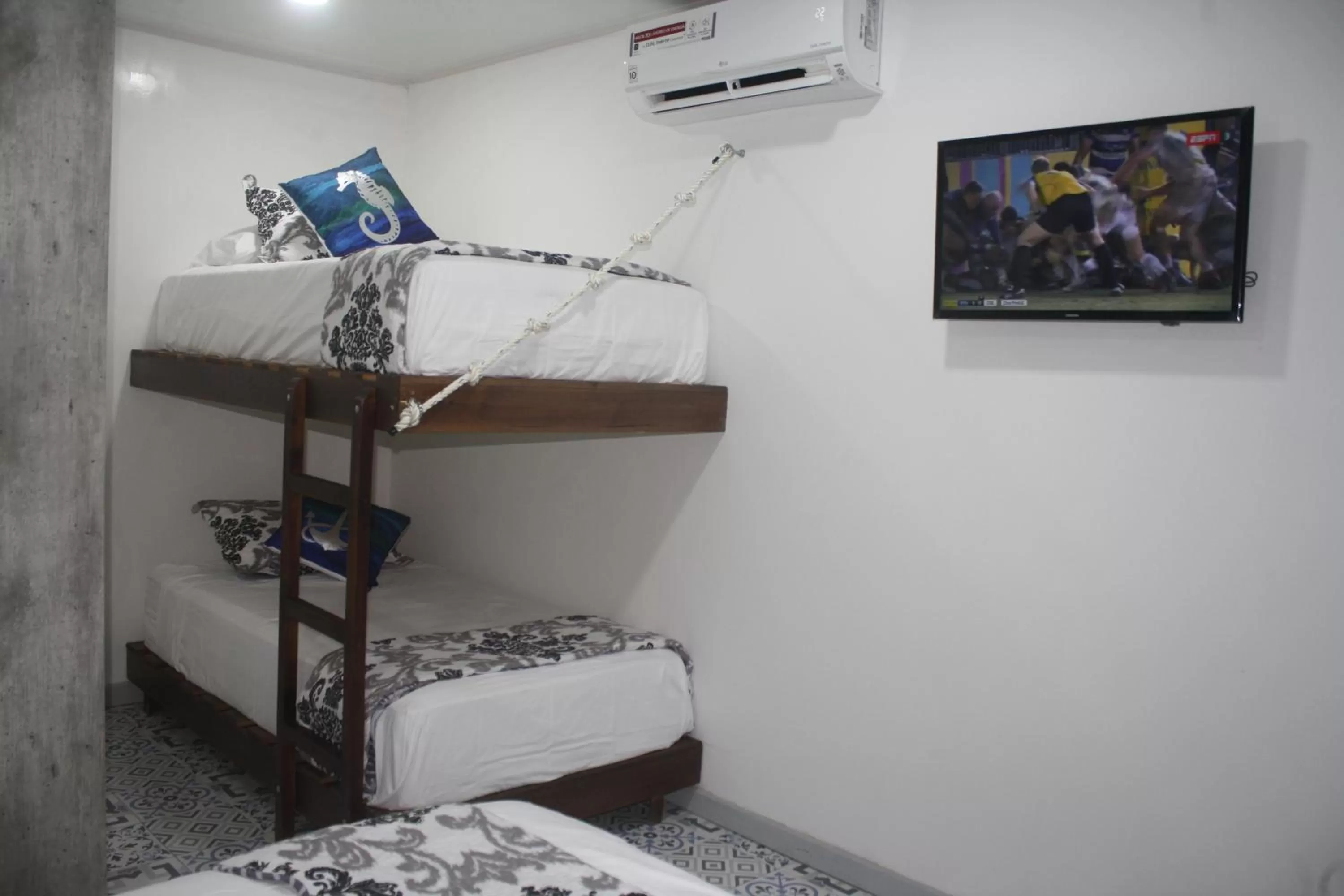 Bunk Bed in Olas Del Caribe