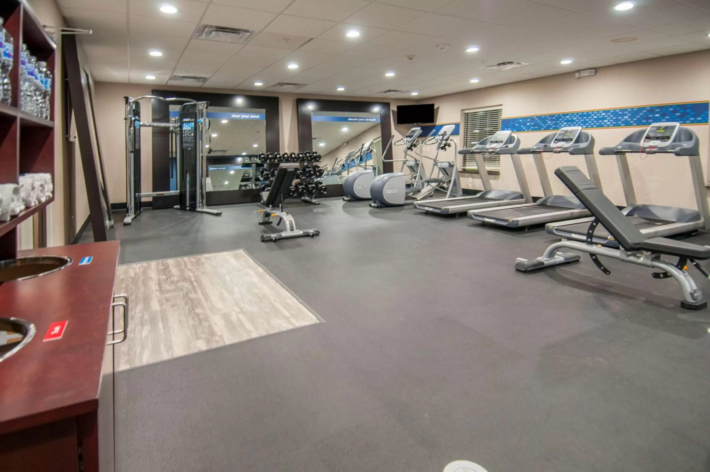 Fitness centre/facilities in Hampton Inn Opelousas