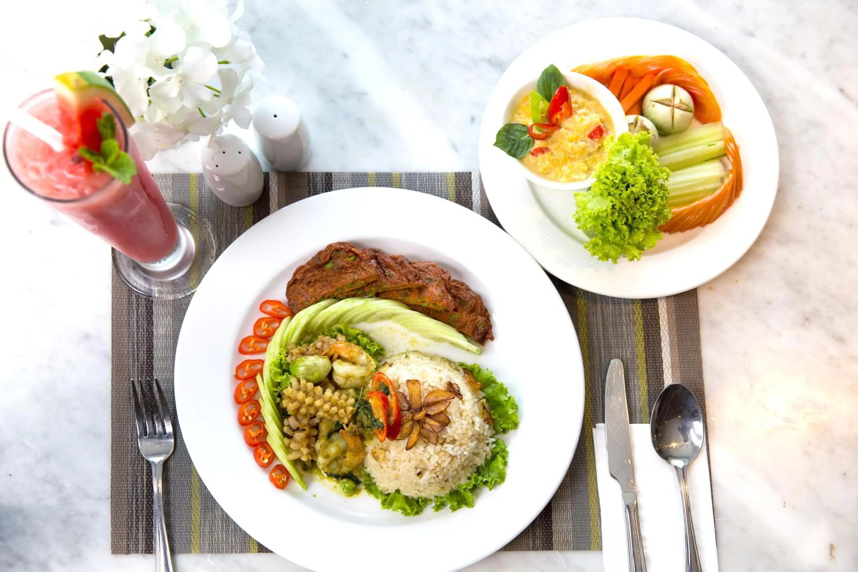 Food and drinks in The Pantip Hotel Ladprao Bangkok