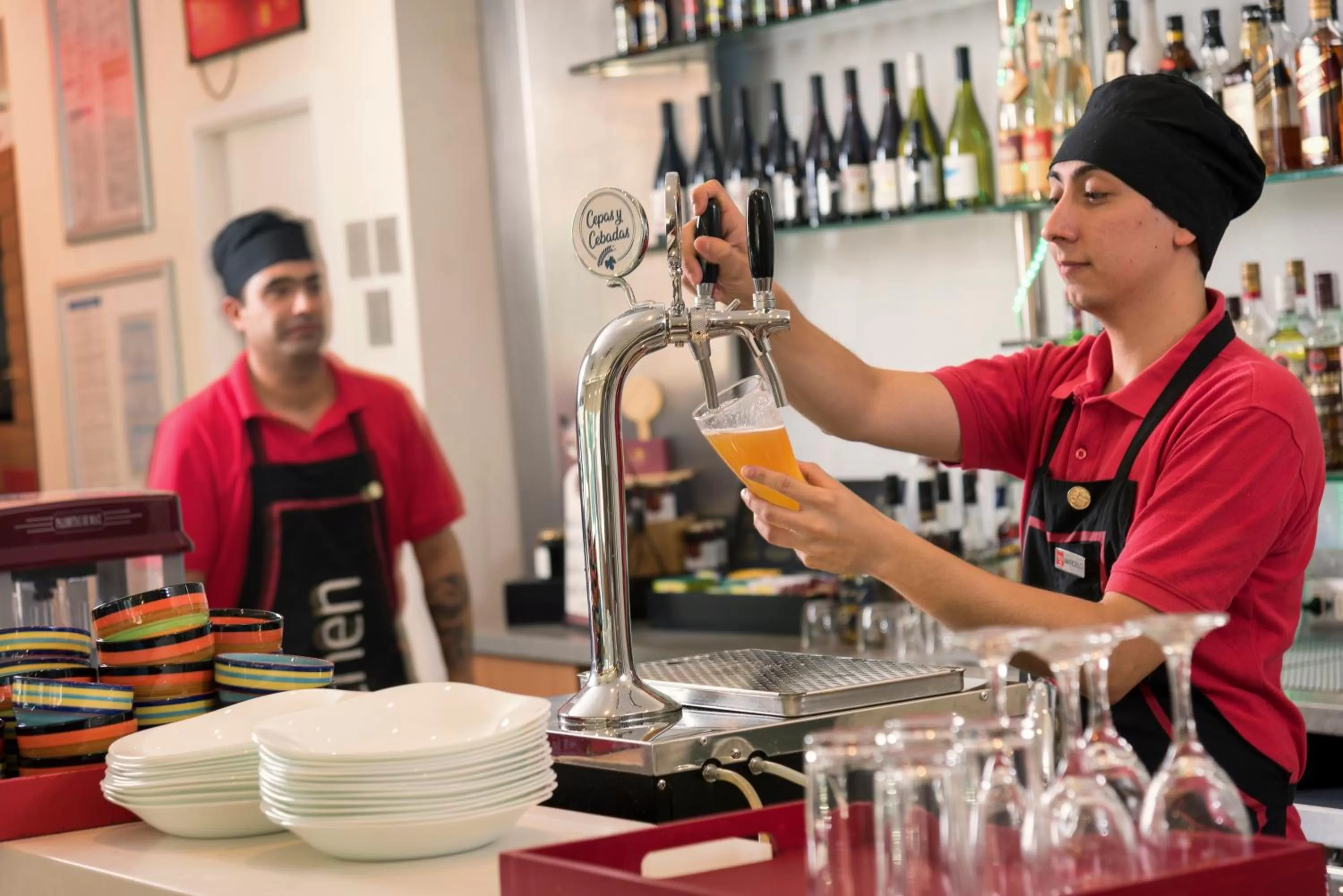 Lounge or bar in ibis Valparaiso