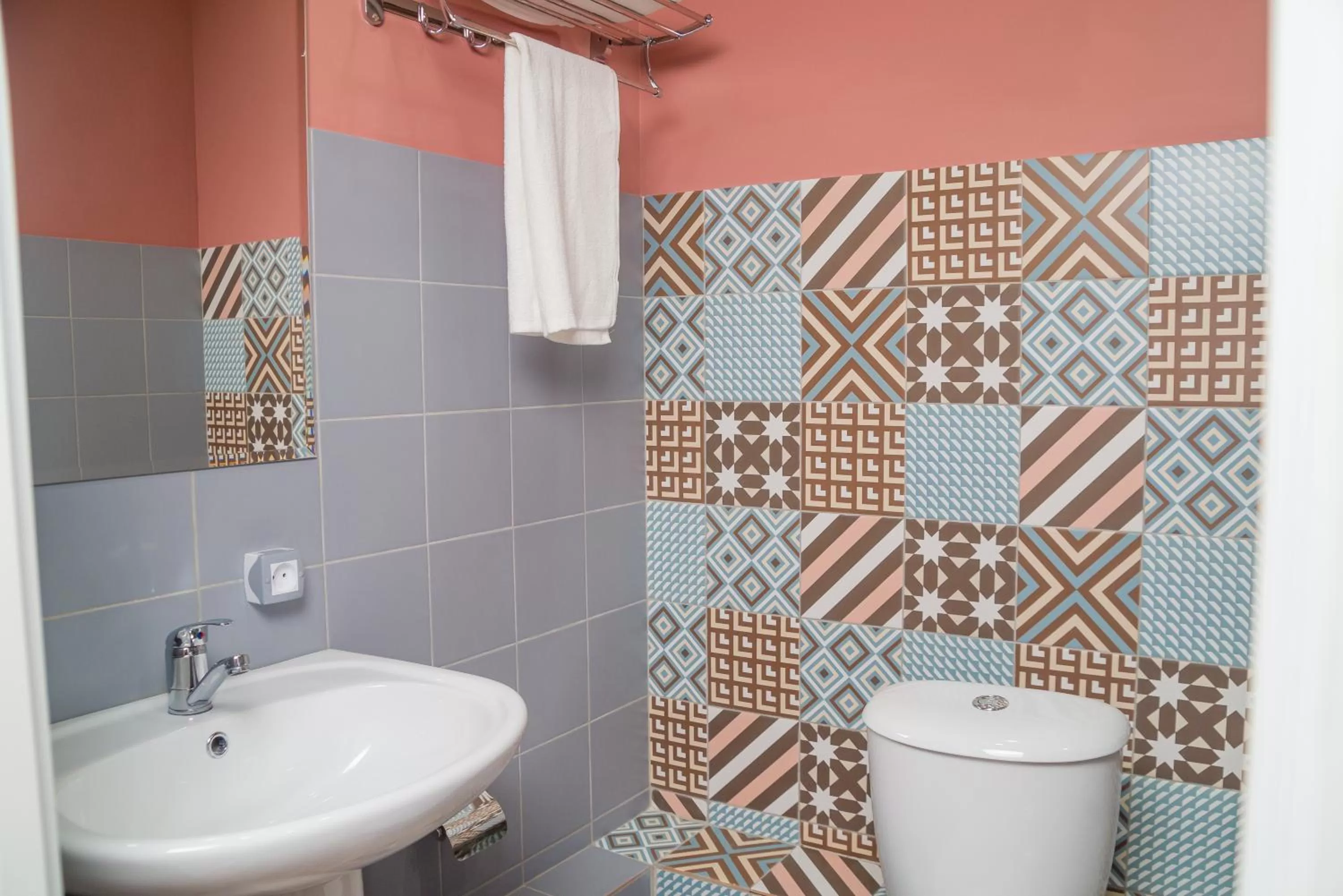 Bathroom in Hi hotel