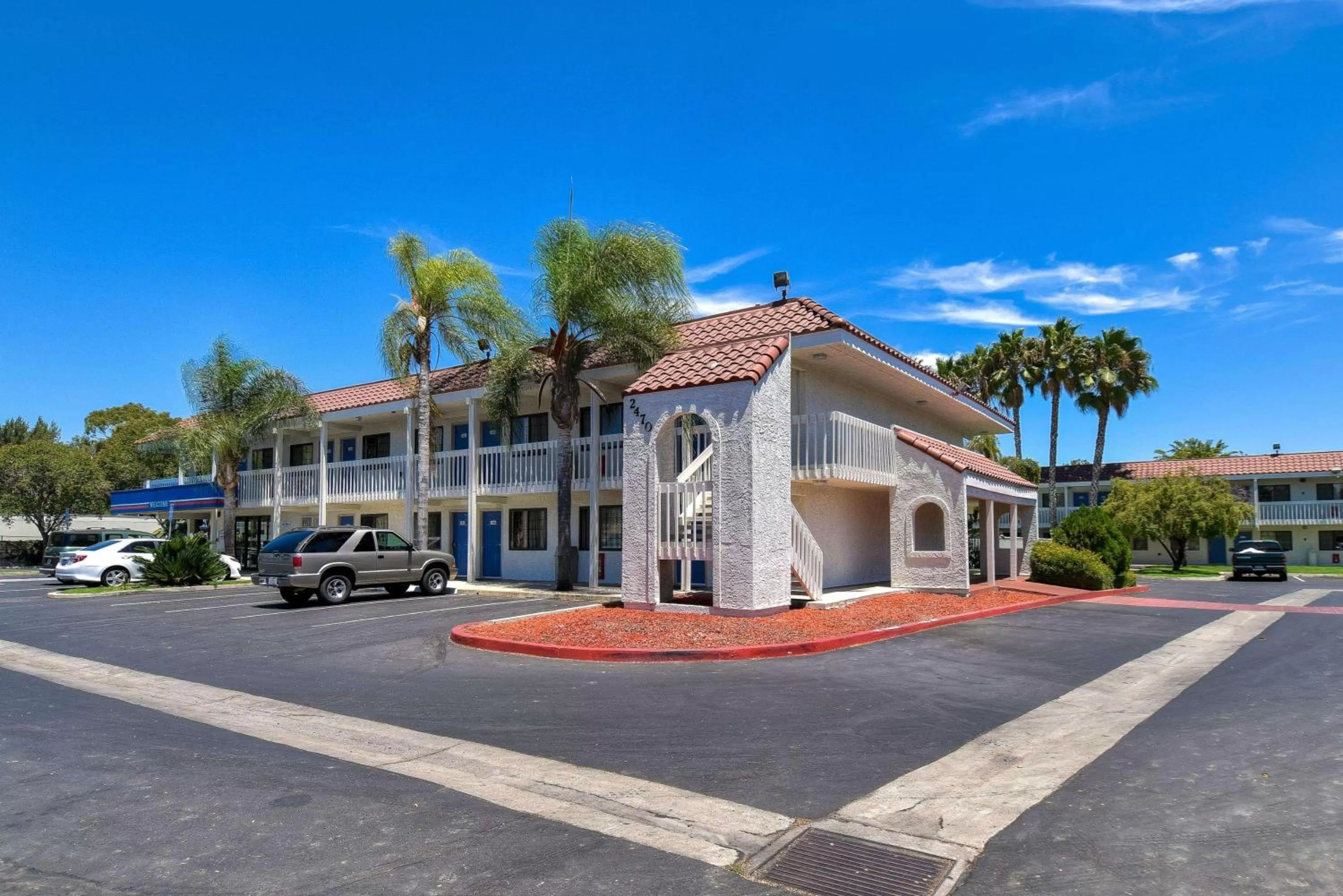 Property building in Motel 6-Pomona, CA - Los Angeles