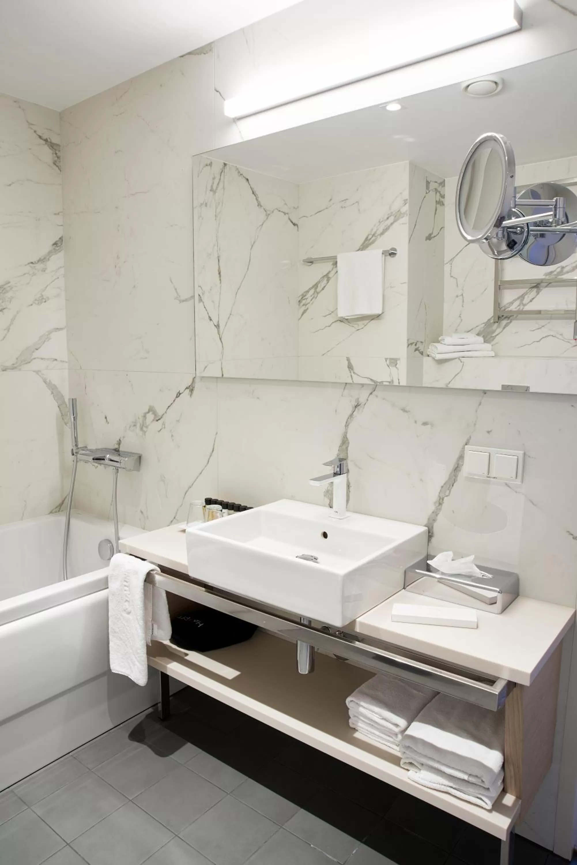 Shower in Tallink Spa & Conference Hotel