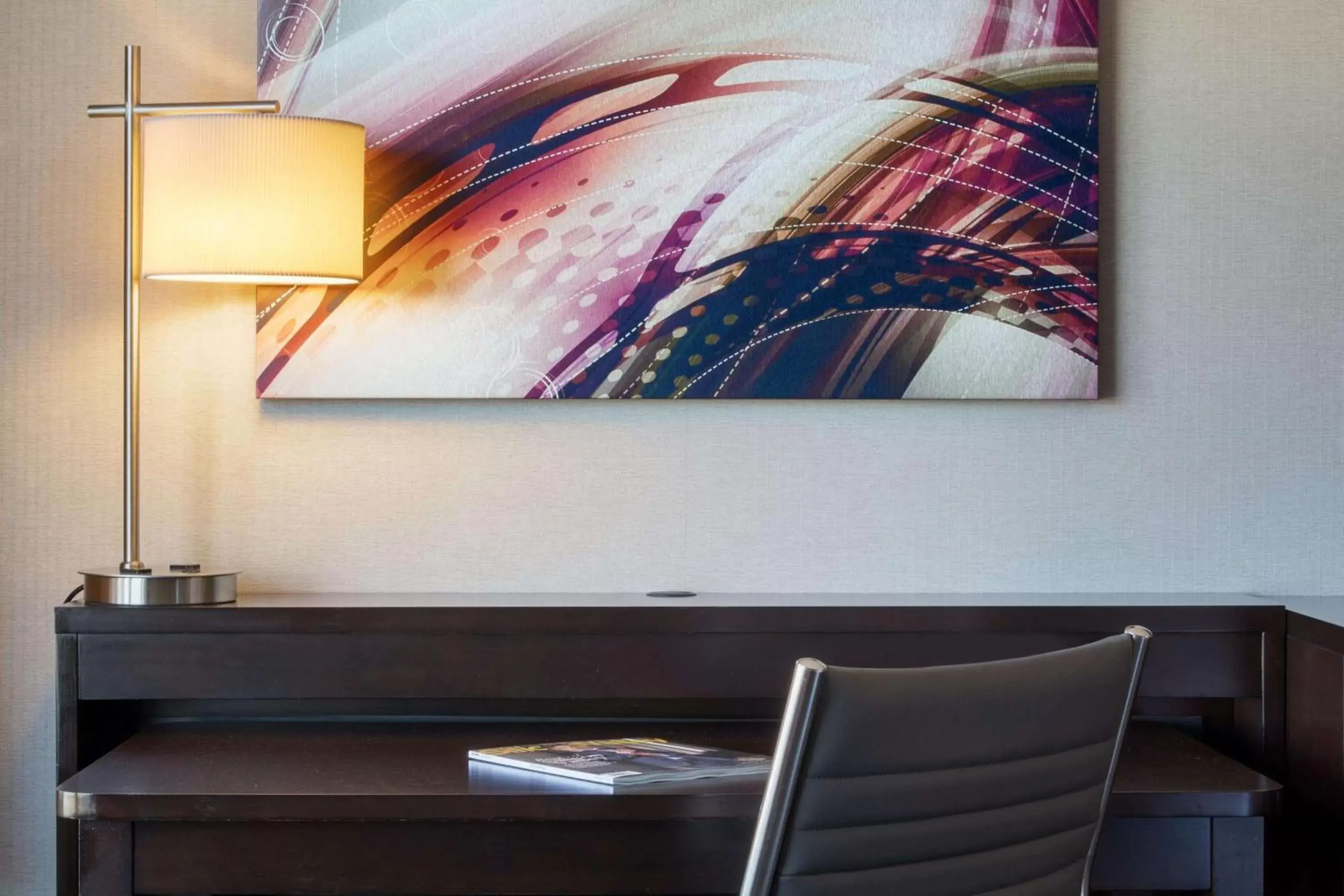 Executive Queen Room with Roll-In Shower - Mobility/Hearing Accessible in Sonesta San Jose - Milpitas Executive Queen Room with Roll-In Shower - Mobility/Hearing Accessible in Sonesta San Jose - Milpitas