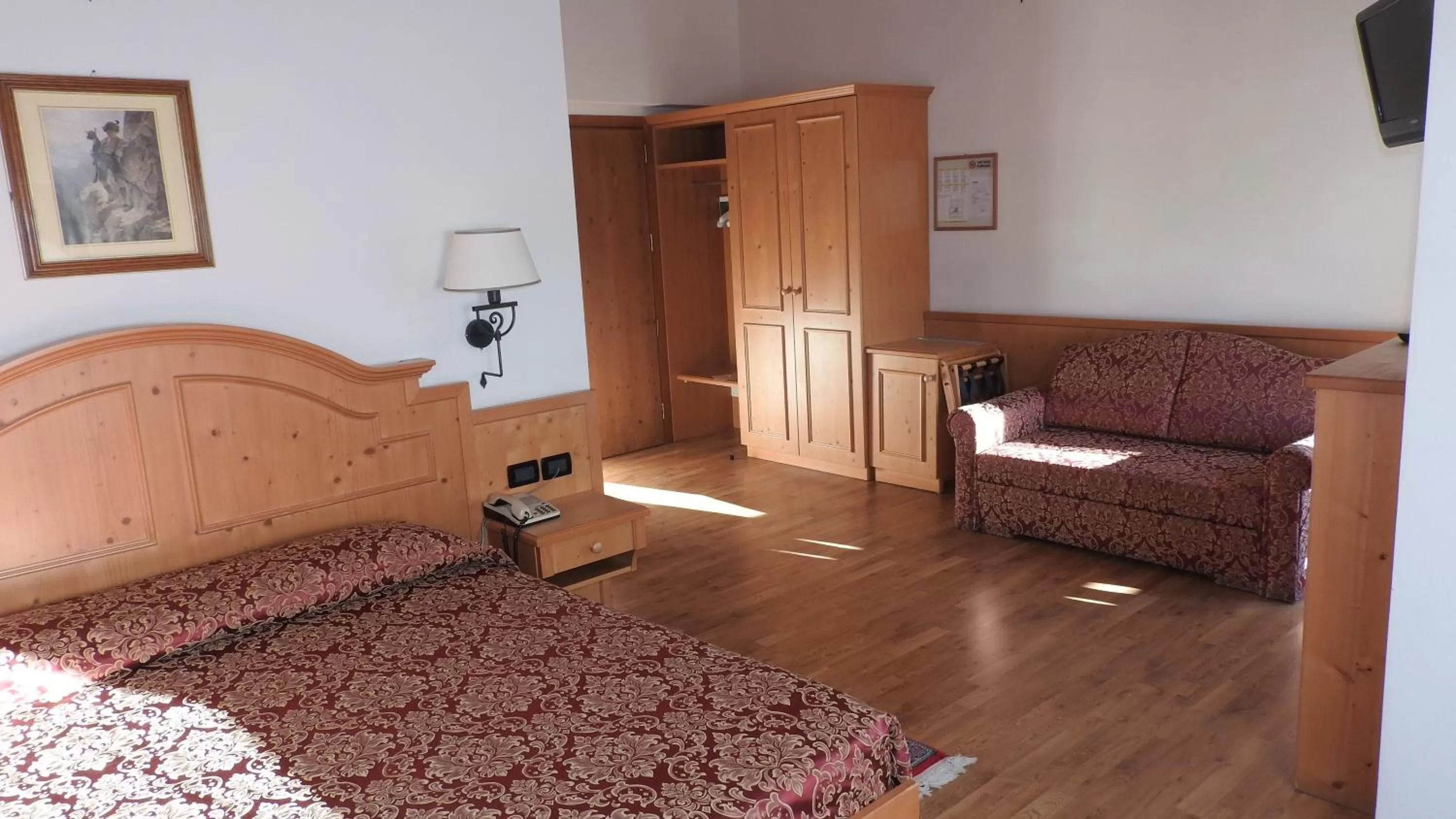 Comfort Triple Room in Hotel Des Alpes